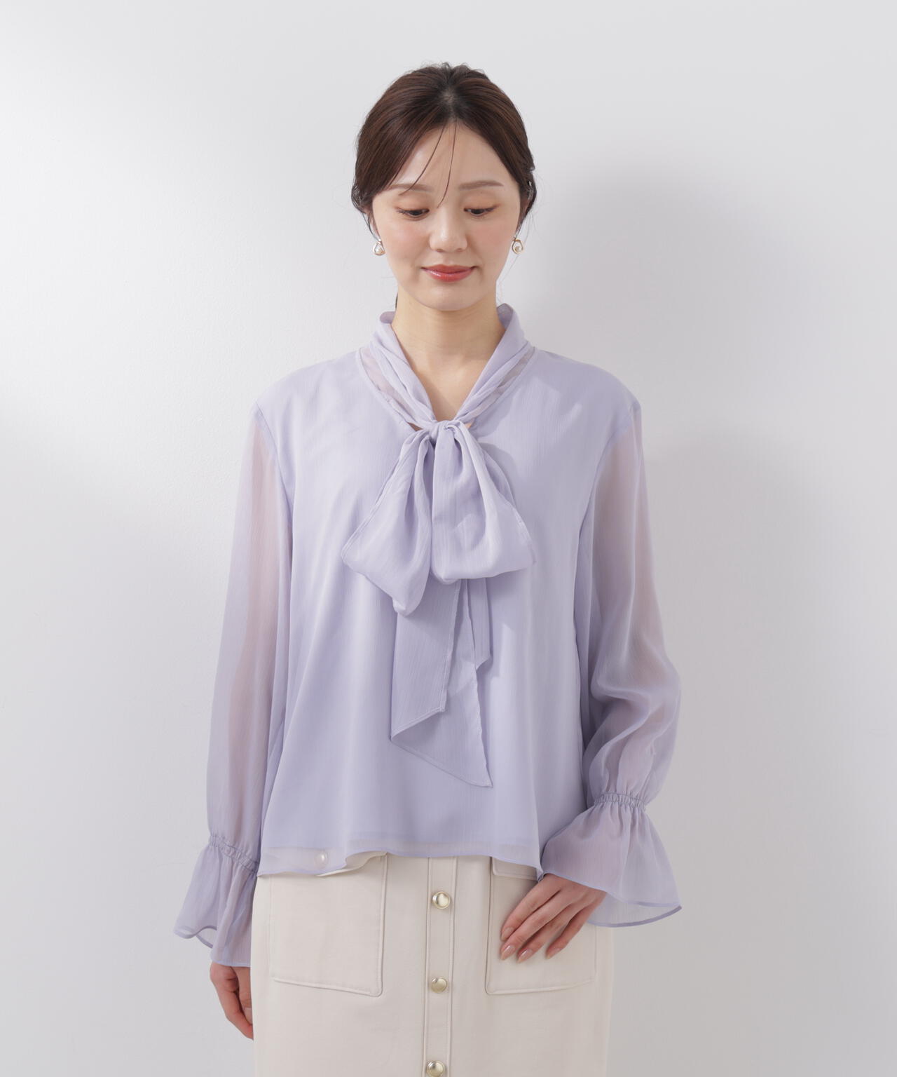 ビッグリボンブラウス