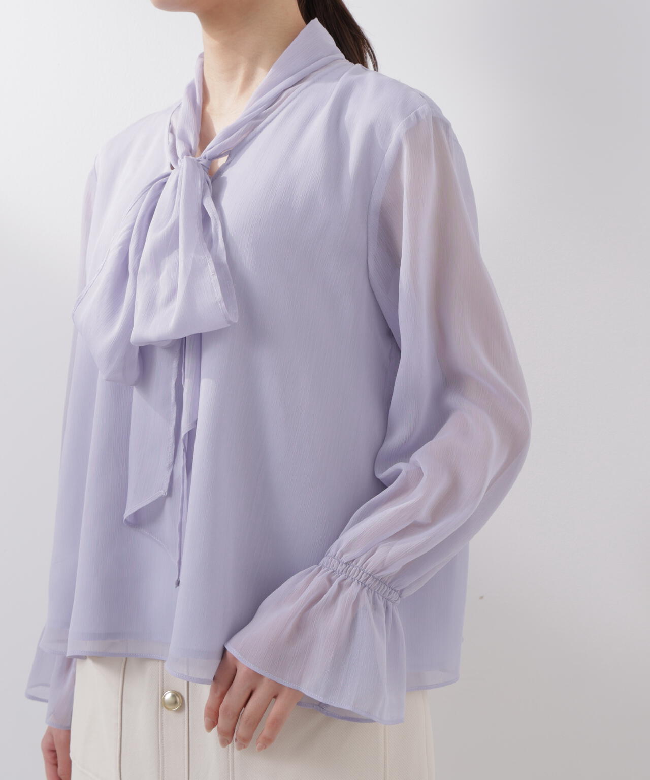 ビッグリボンブラウス