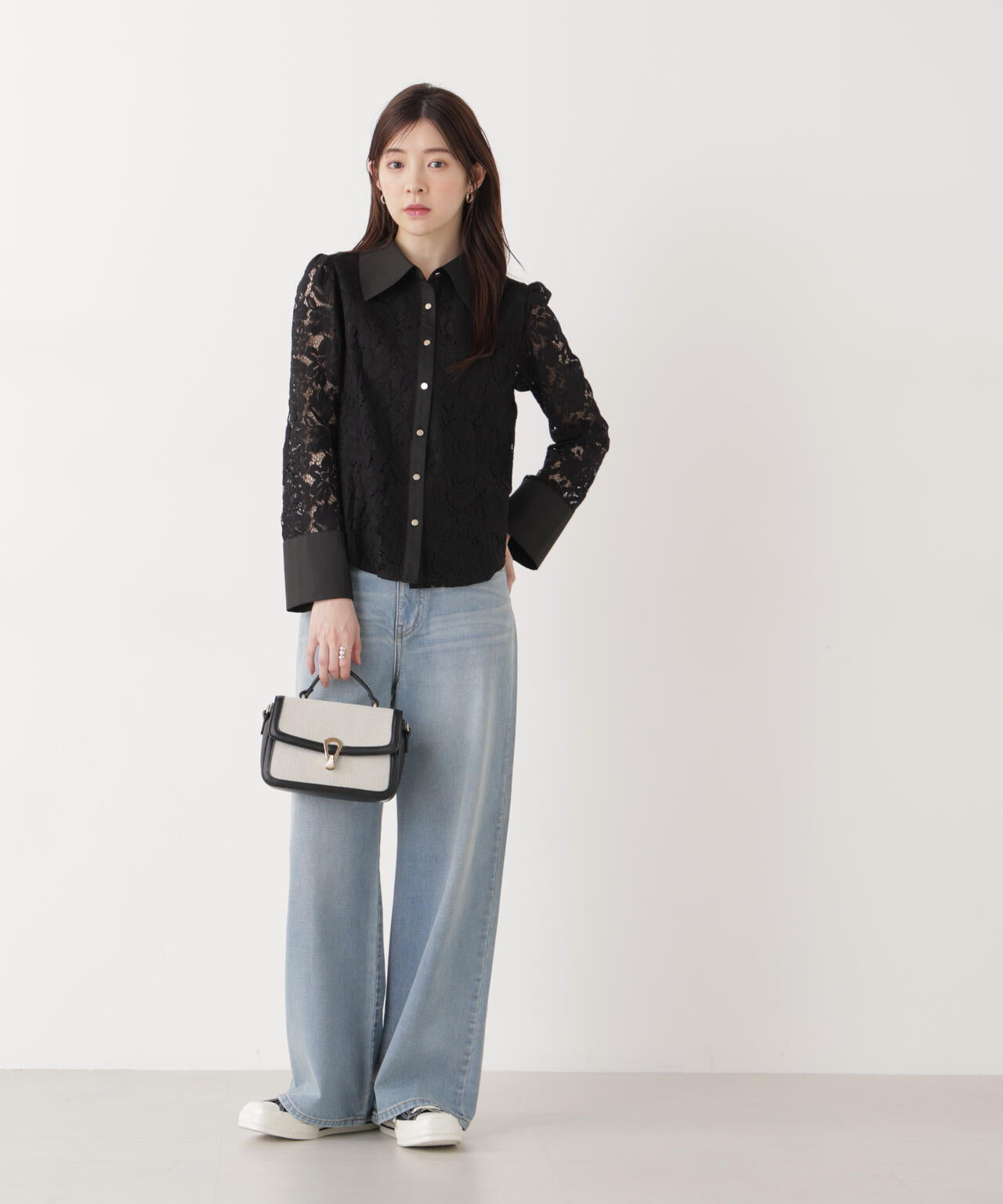 <ウォッシャブル>ビッグ衿レースブラウス