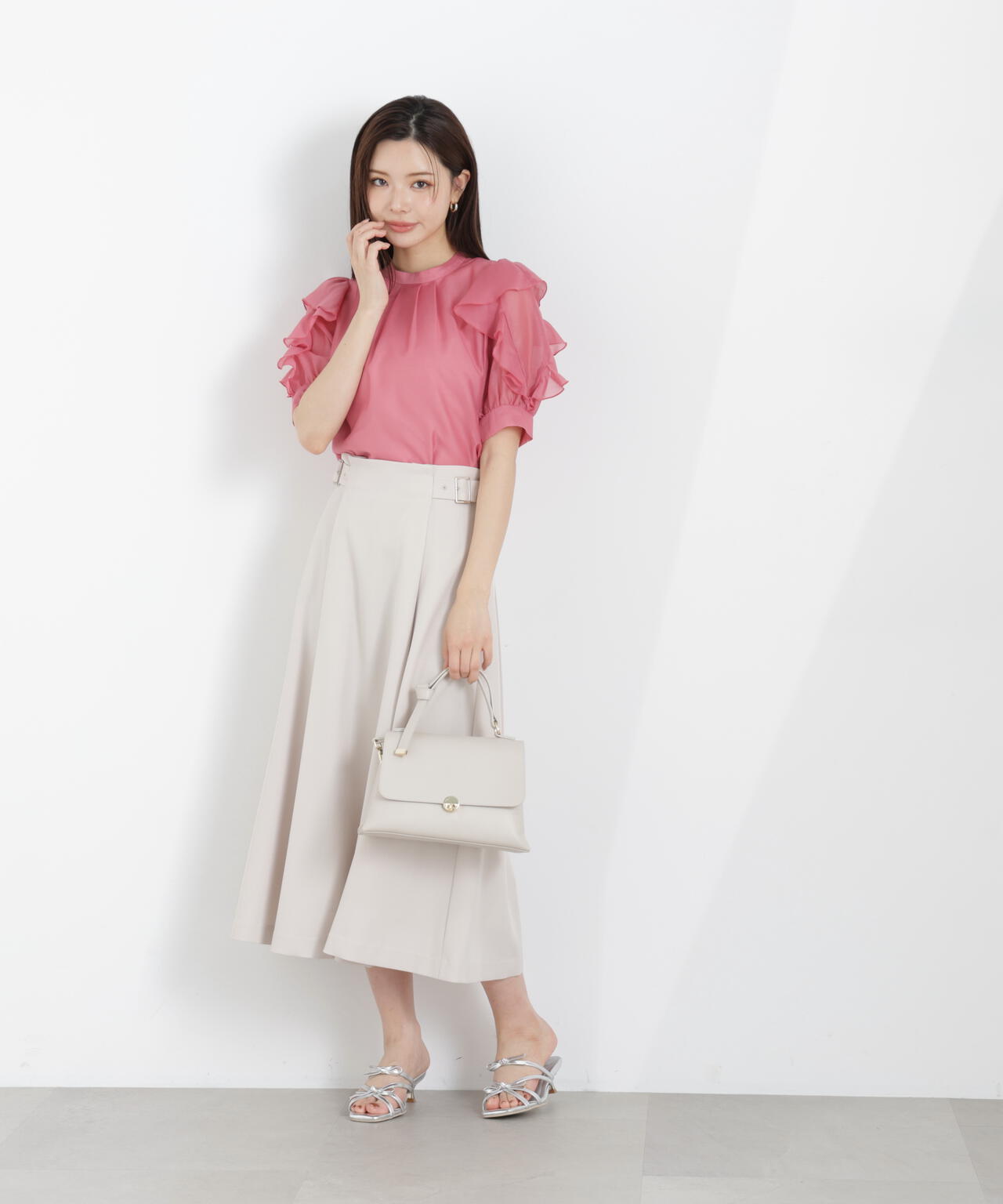 【6/5~6/7 オンライン限定2buy10%OFF対象】<ウォッシャブル>フリルスリーブタックブラウス
