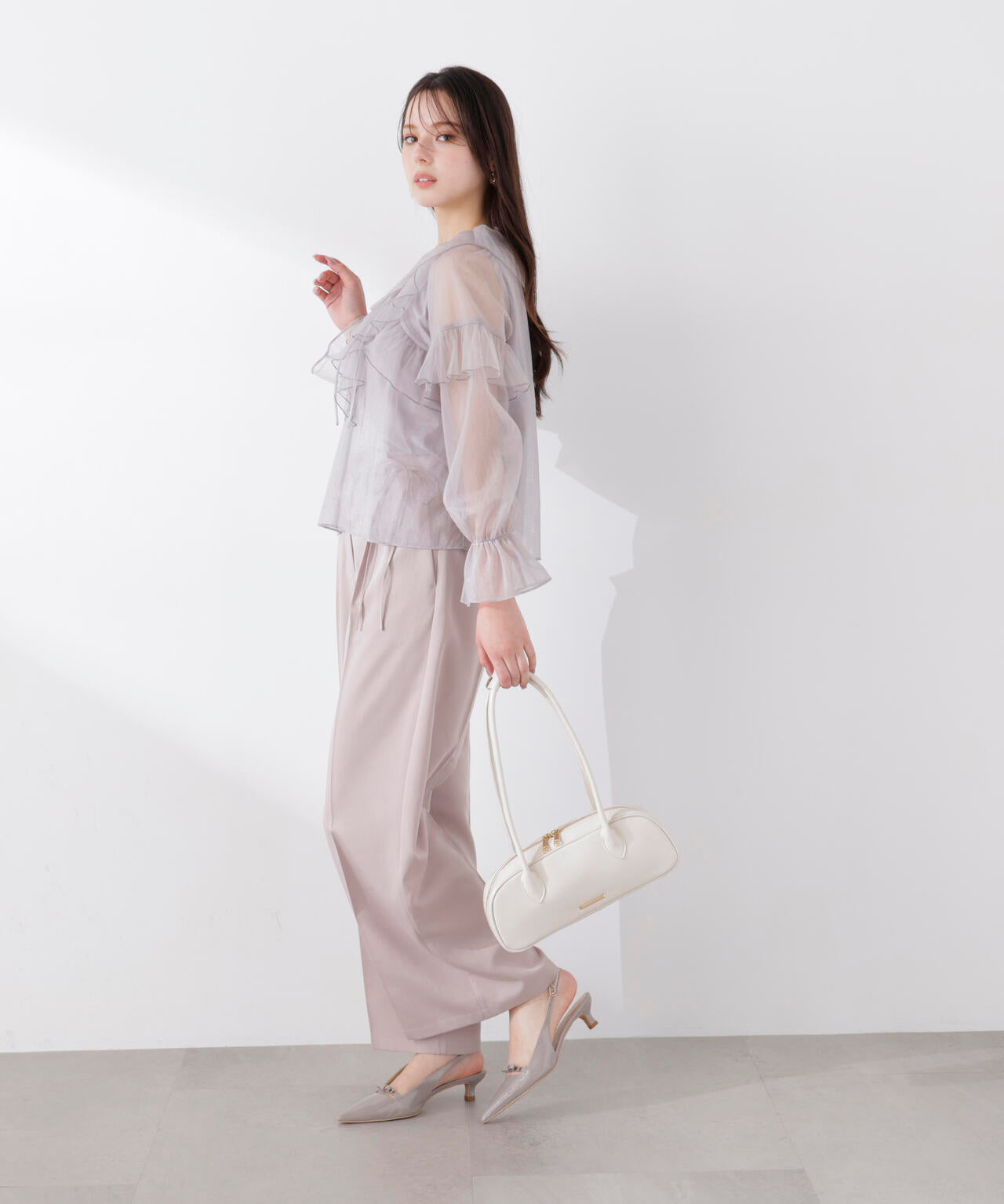 チュールラッフルブラウス【WEB・一部店舗限定】