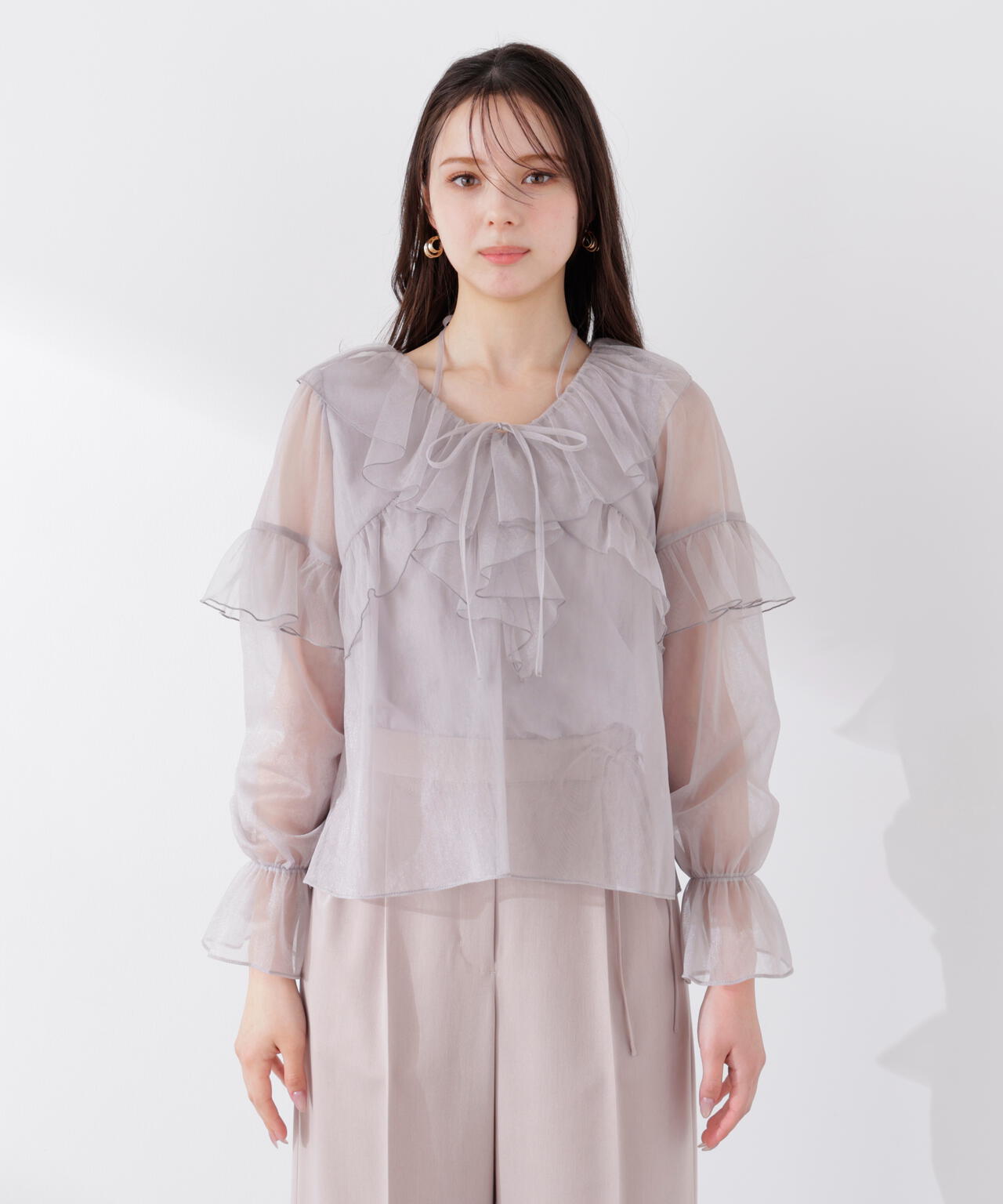 チュールラッフルブラウス【WEB・一部店舗限定】