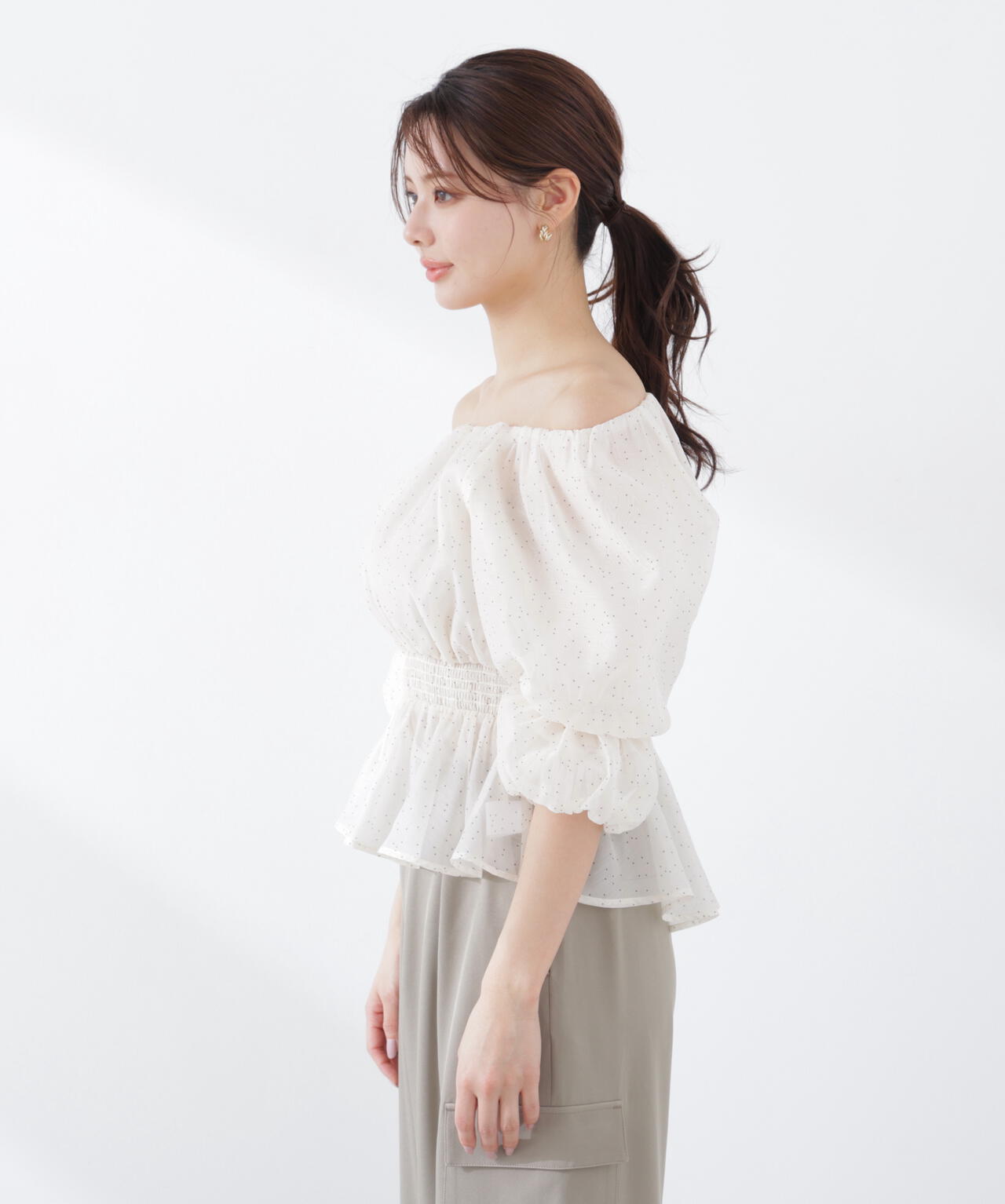 <加藤栞さん着用>2wayオフショルフィッシュテールブラウス