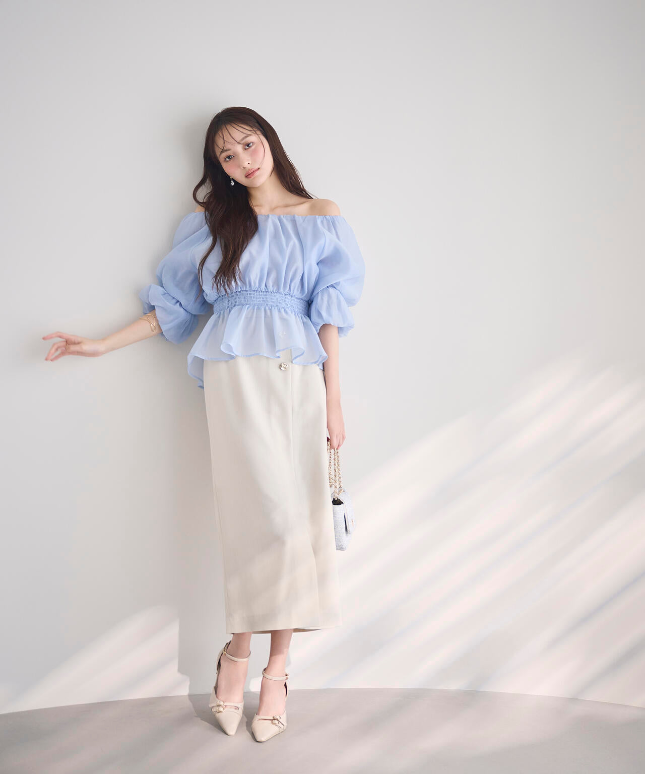 <加藤栞さん着用>2wayオフショルフィッシュテールブラウス