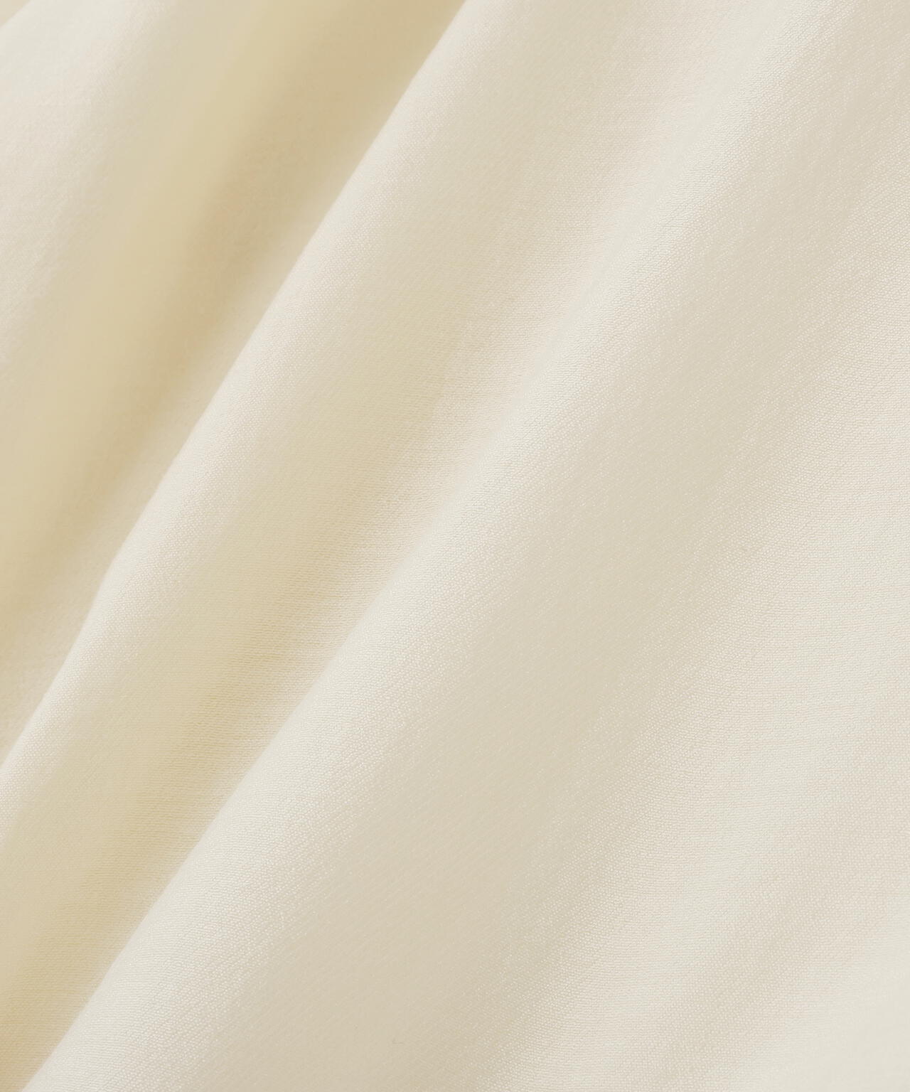 【6/5~6/7 オンライン限定2buy10%OFF対象】<青島心さん着用>短丈シアーシャツ