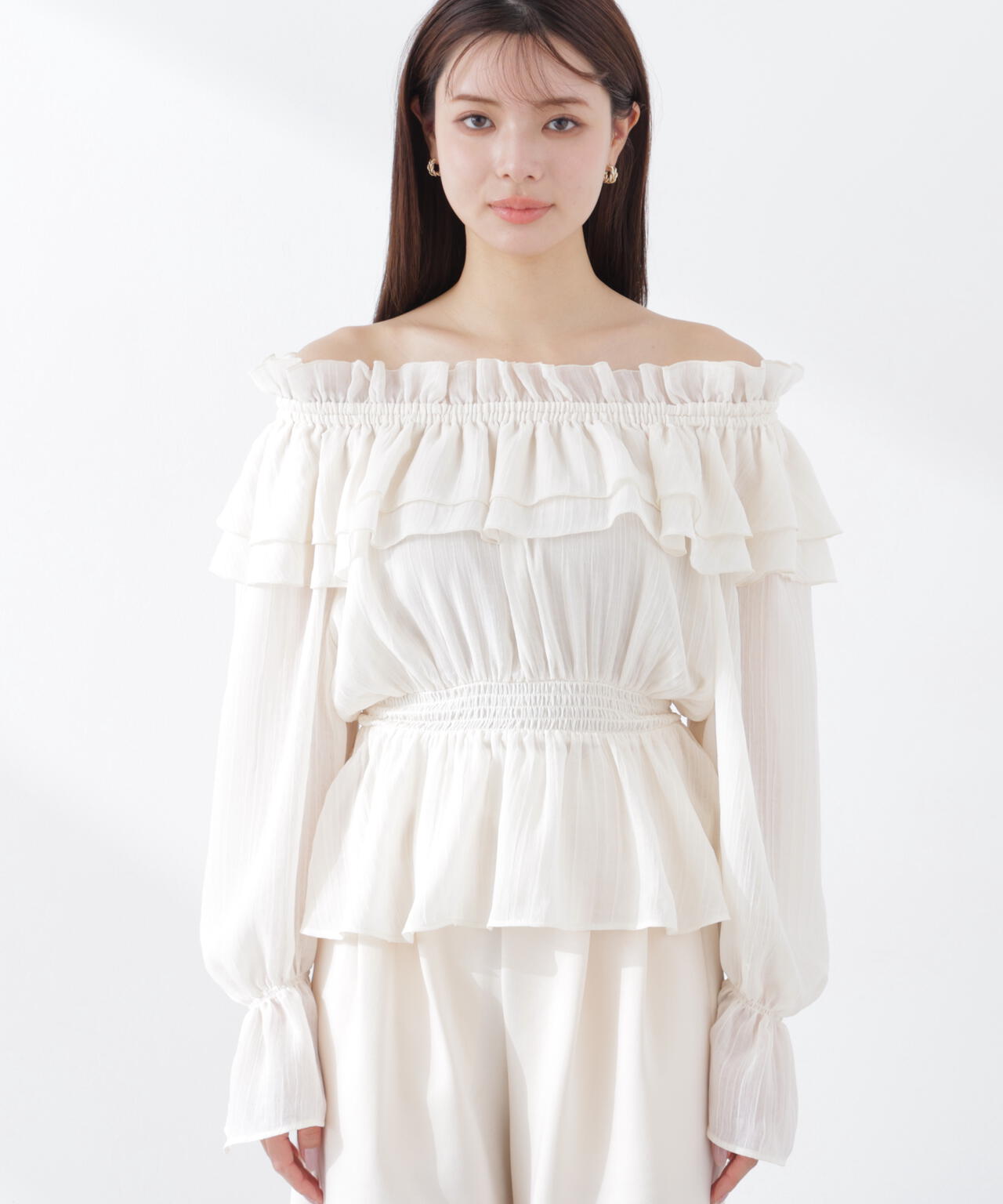 <ウォッシャブル>《EDIT COLOGNE》オフショルシアーシャーリングブラウス【WEB・一部店舗限定】