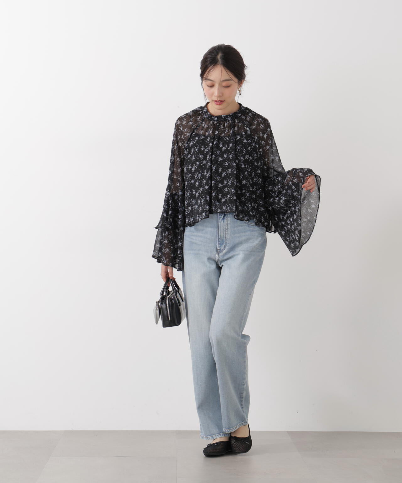 <ウォッシャブル>〈a/mie〉ジョーゼットボリュームブラウス