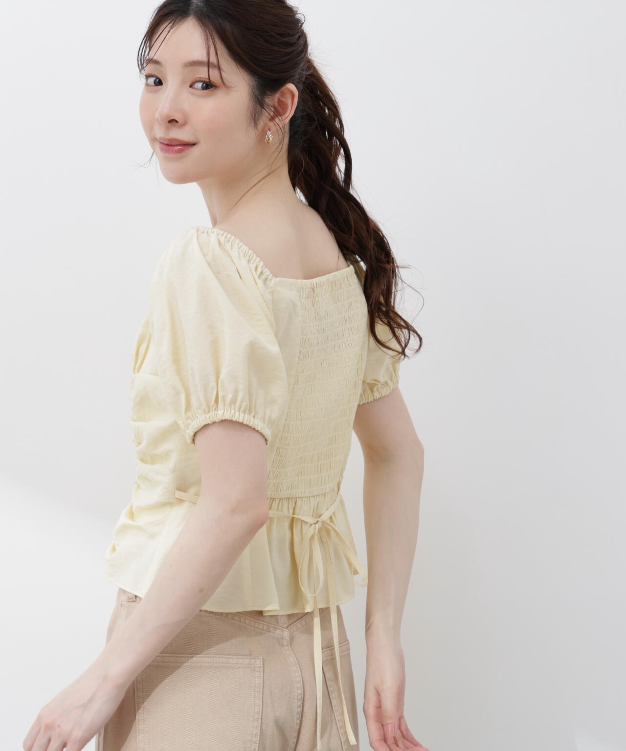 <加藤栞さん着用>〈a/mie〉パフスリーブドロストブラウス
