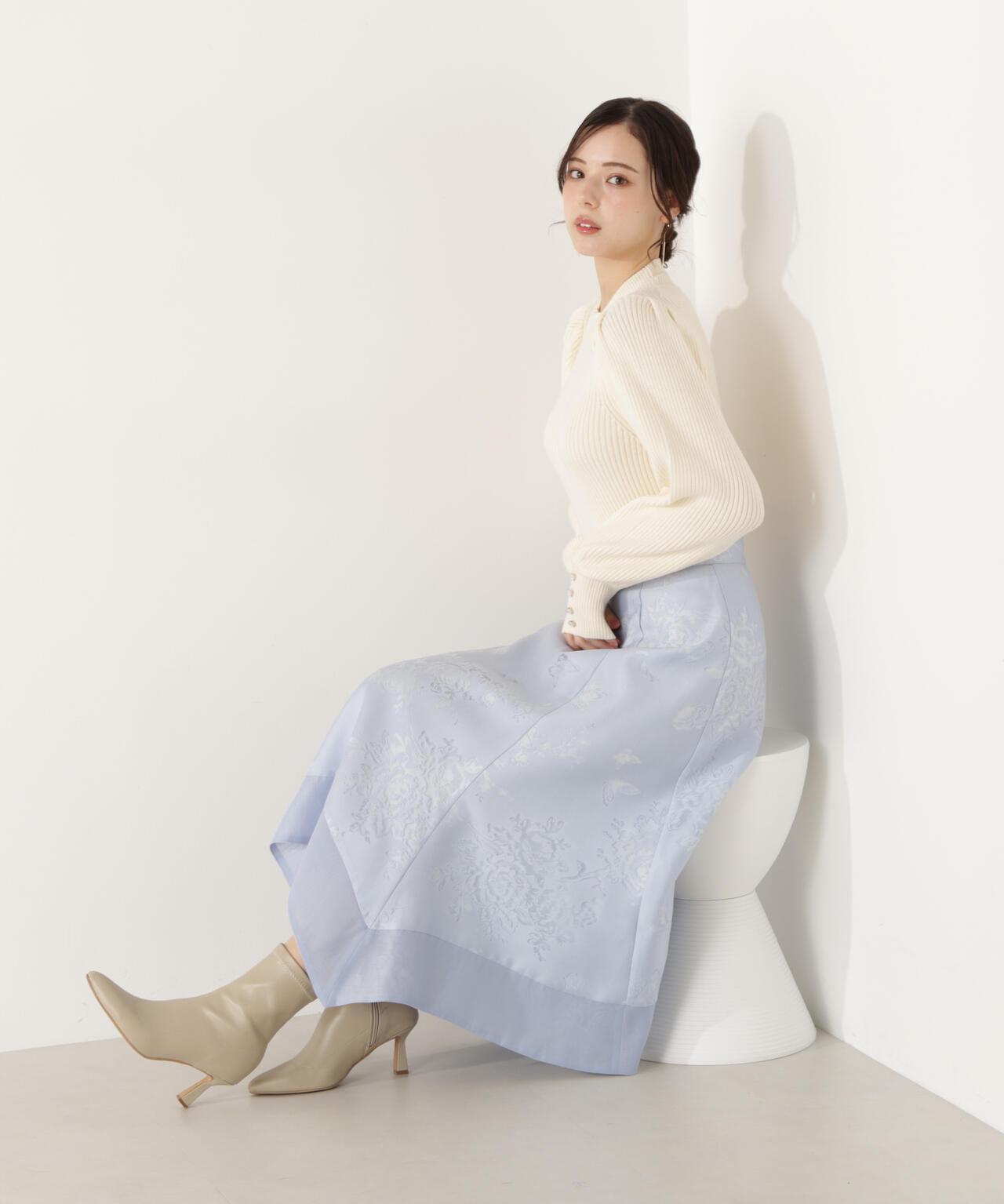 ハンカチーフヘムスカート