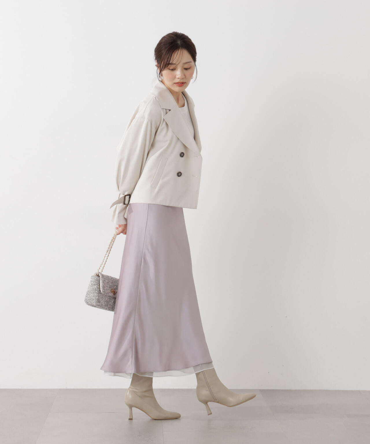 ナローサテンスカート