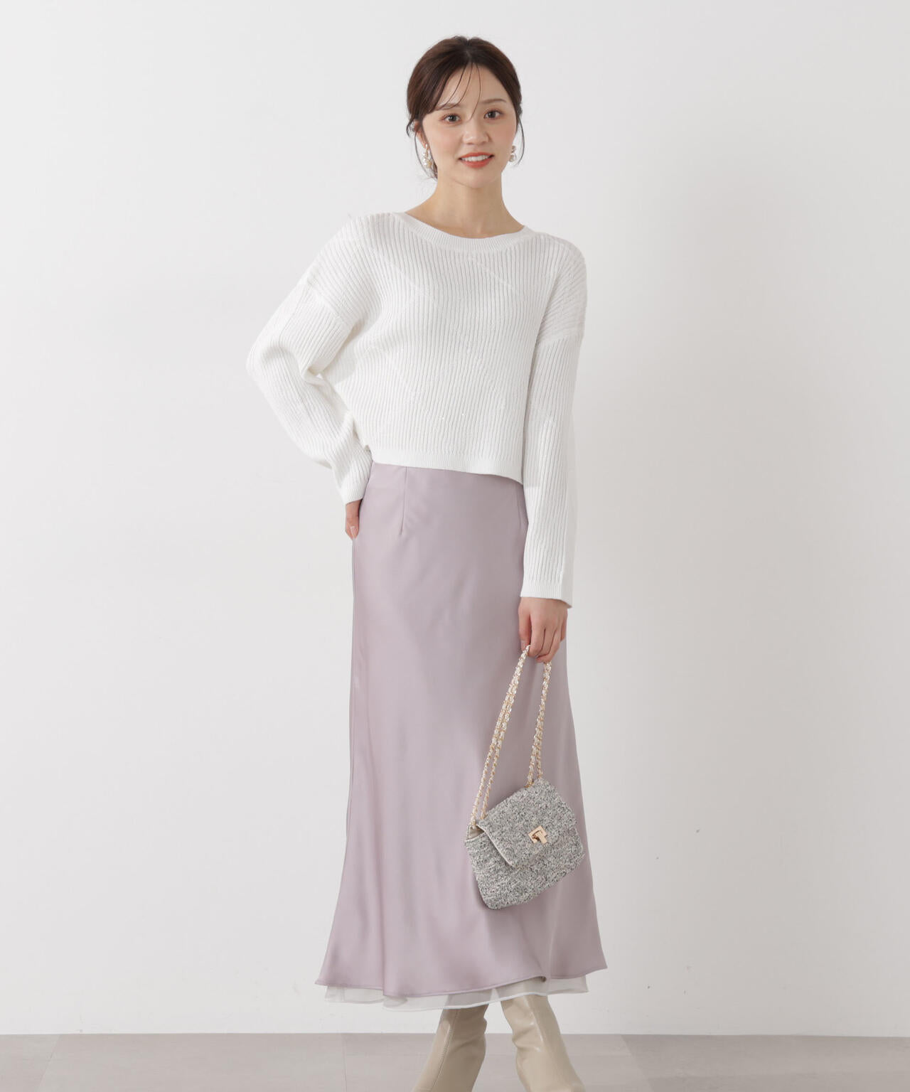 ナローサテンスカート