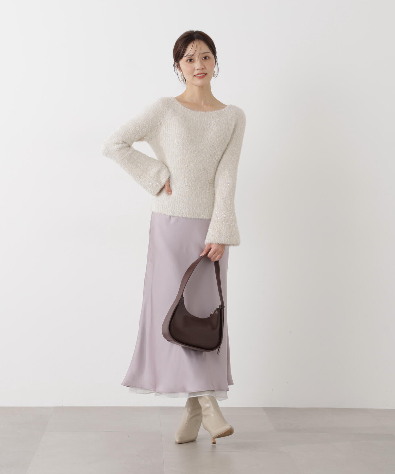 ナローサテンスカート