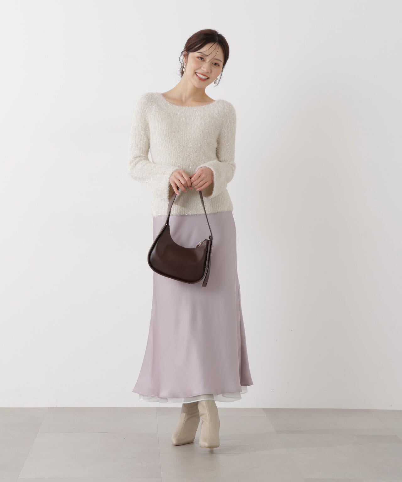 ナローサテンスカート