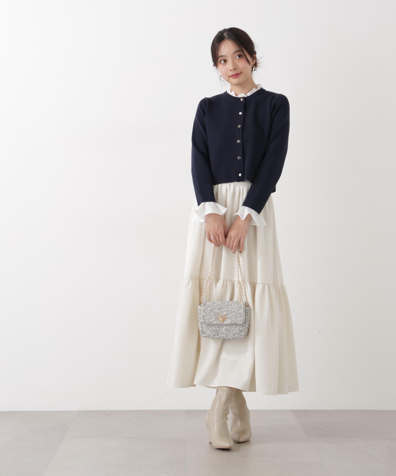 ニュアンスサテンティアードスカート