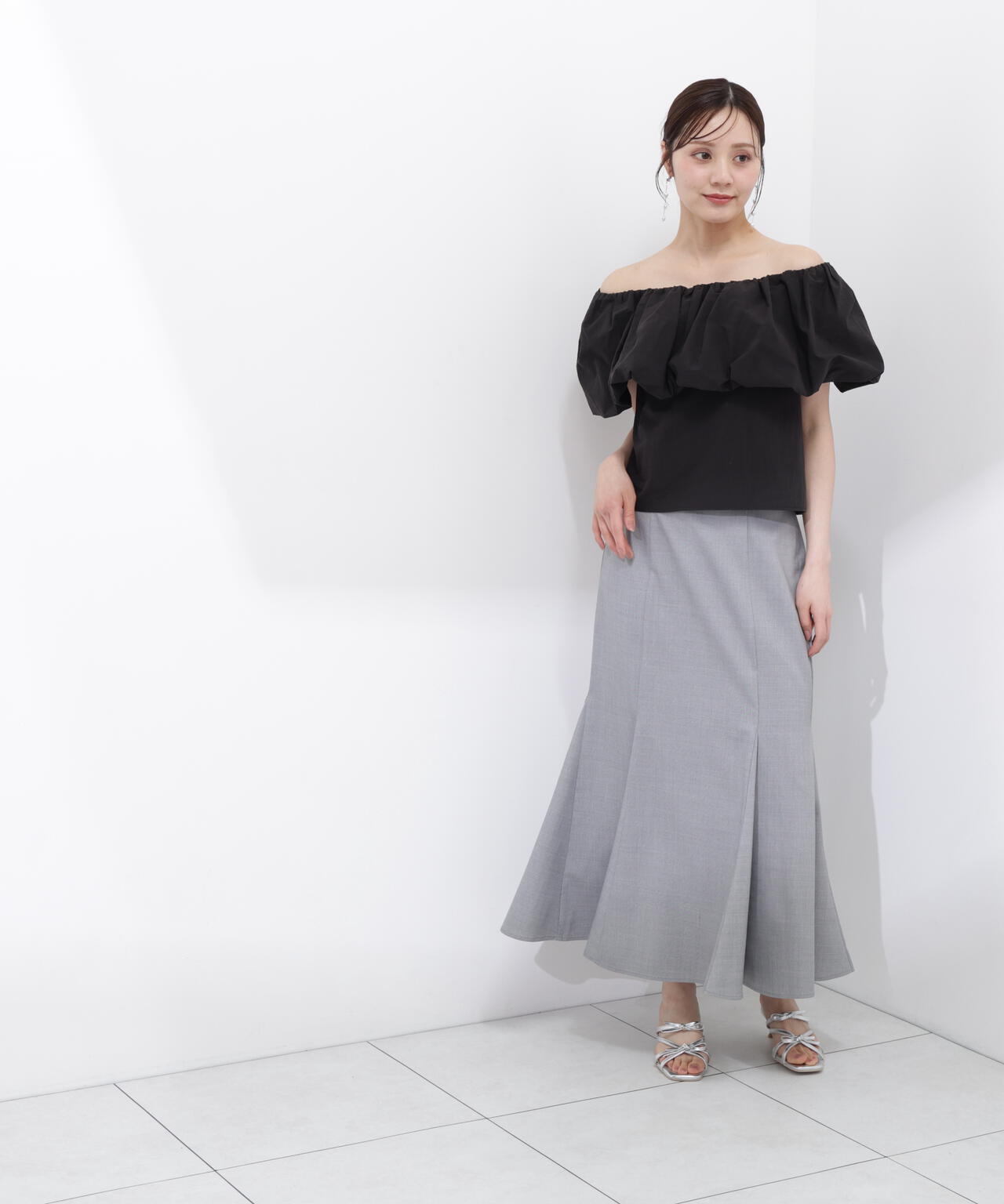 166cm B:78 W:56 H:83 S:24.5cm 着用サイズ:M