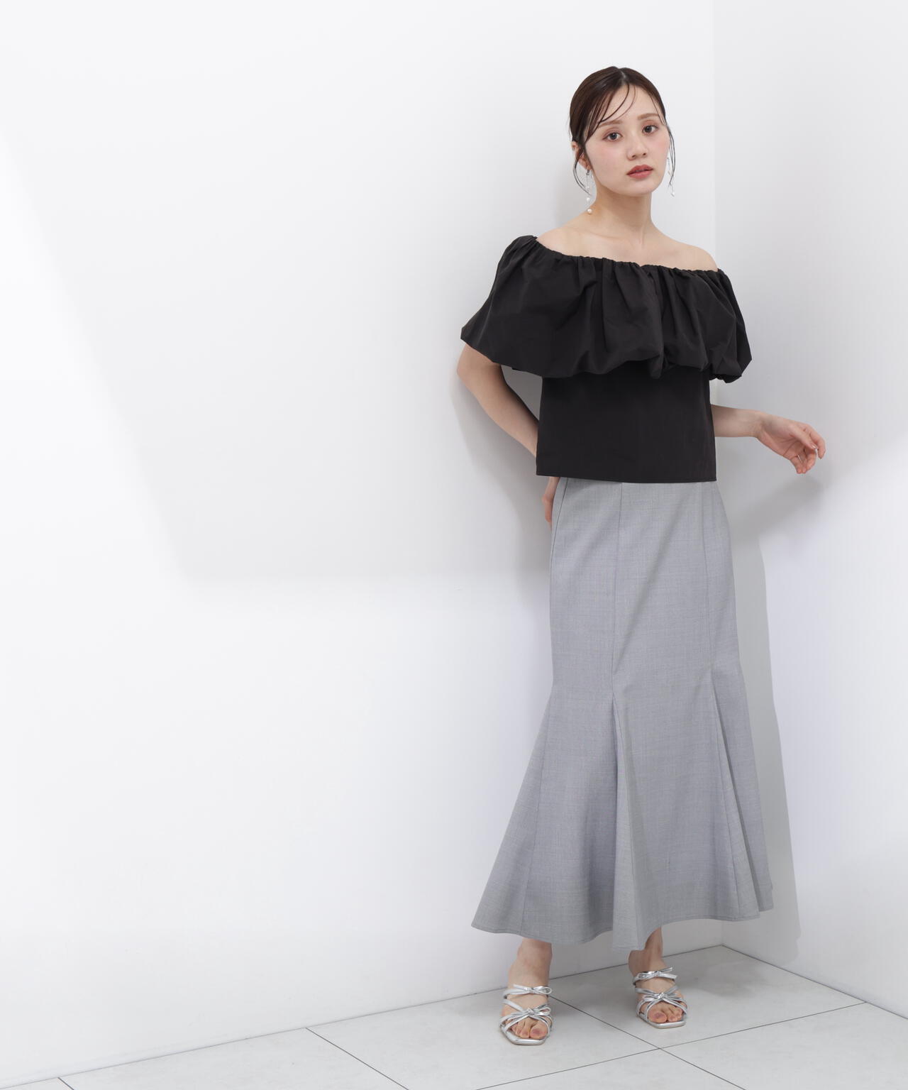 166cm B:78 W:56 H:83 S:24.5cm 着用サイズ:M