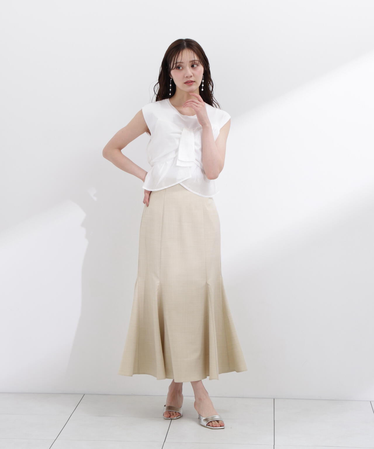 166cm B:78 W:56 H:83 S:24.5cm 着用サイズ:M