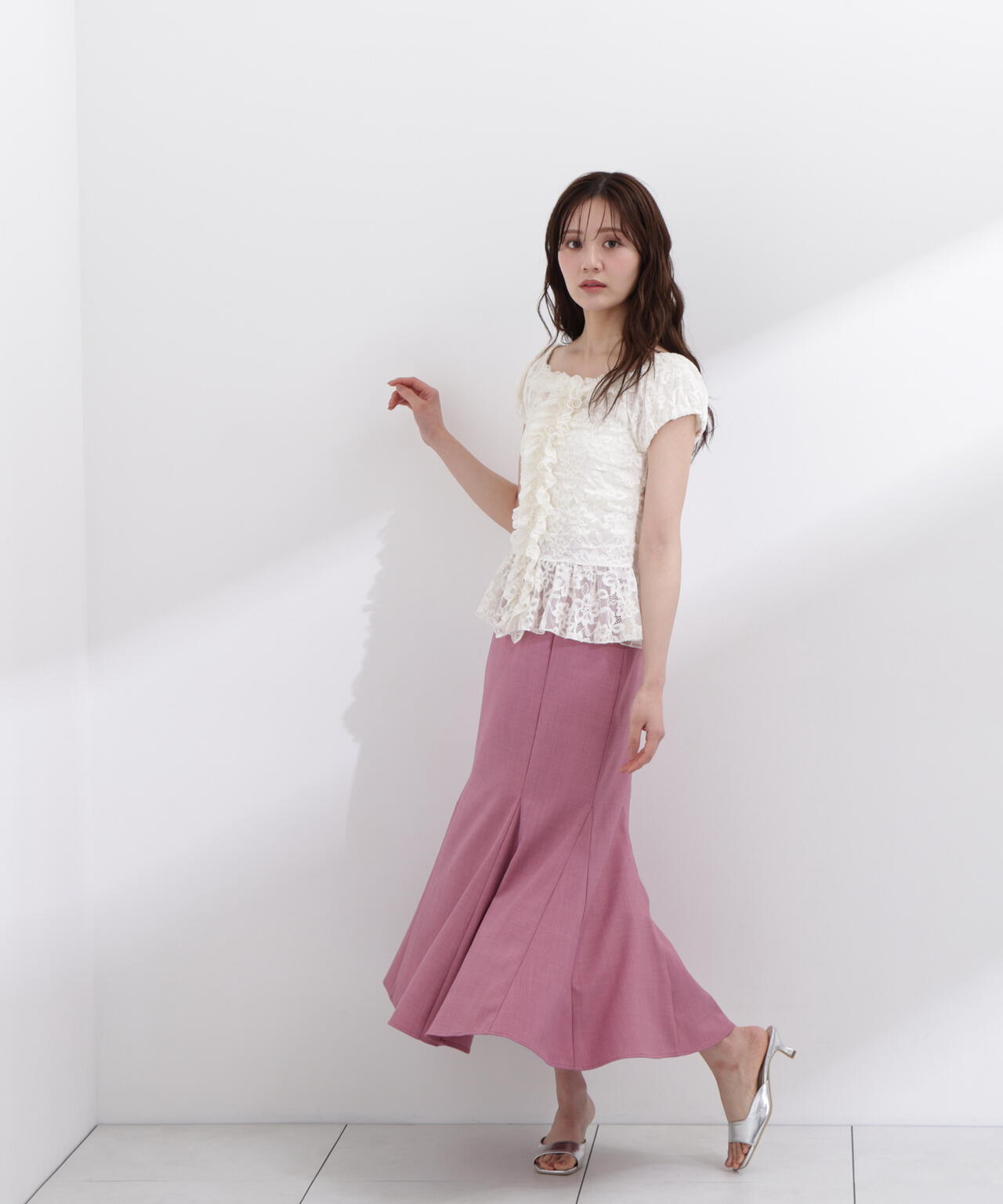 166cm B:78 W:56 H:83 S:24.5cm 着用サイズ:M