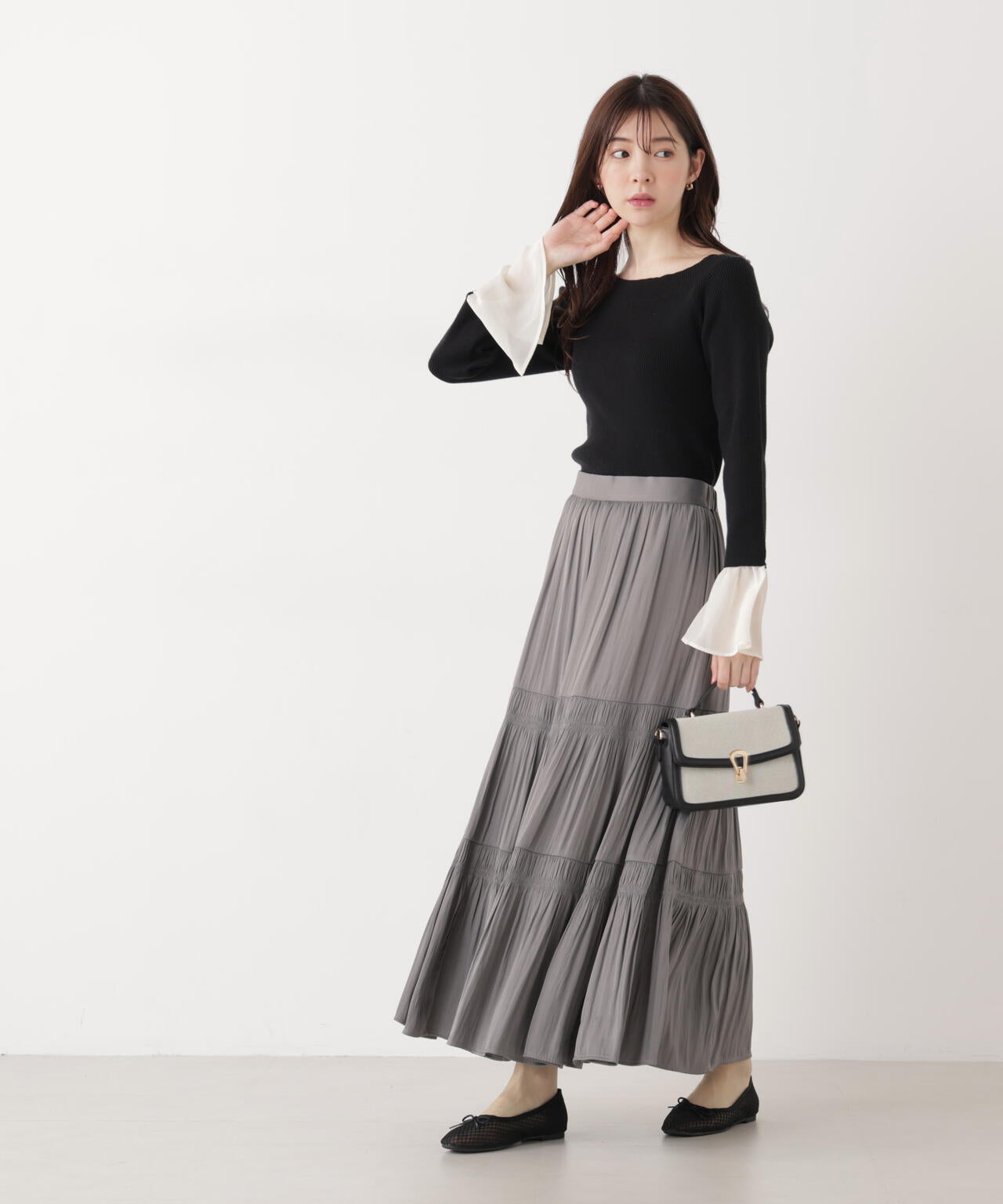 《EDIT COLOGNE》ランダムギャザースカート