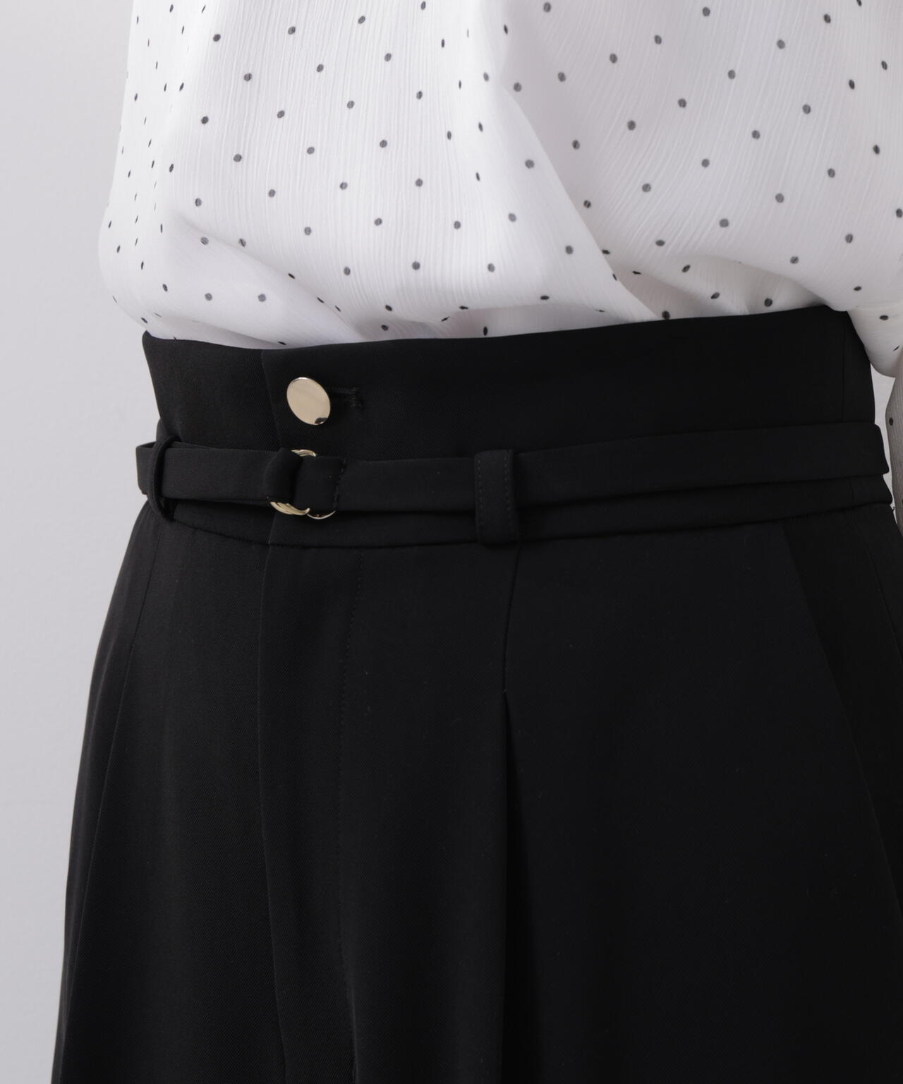 ベルト付きワイドパンツ