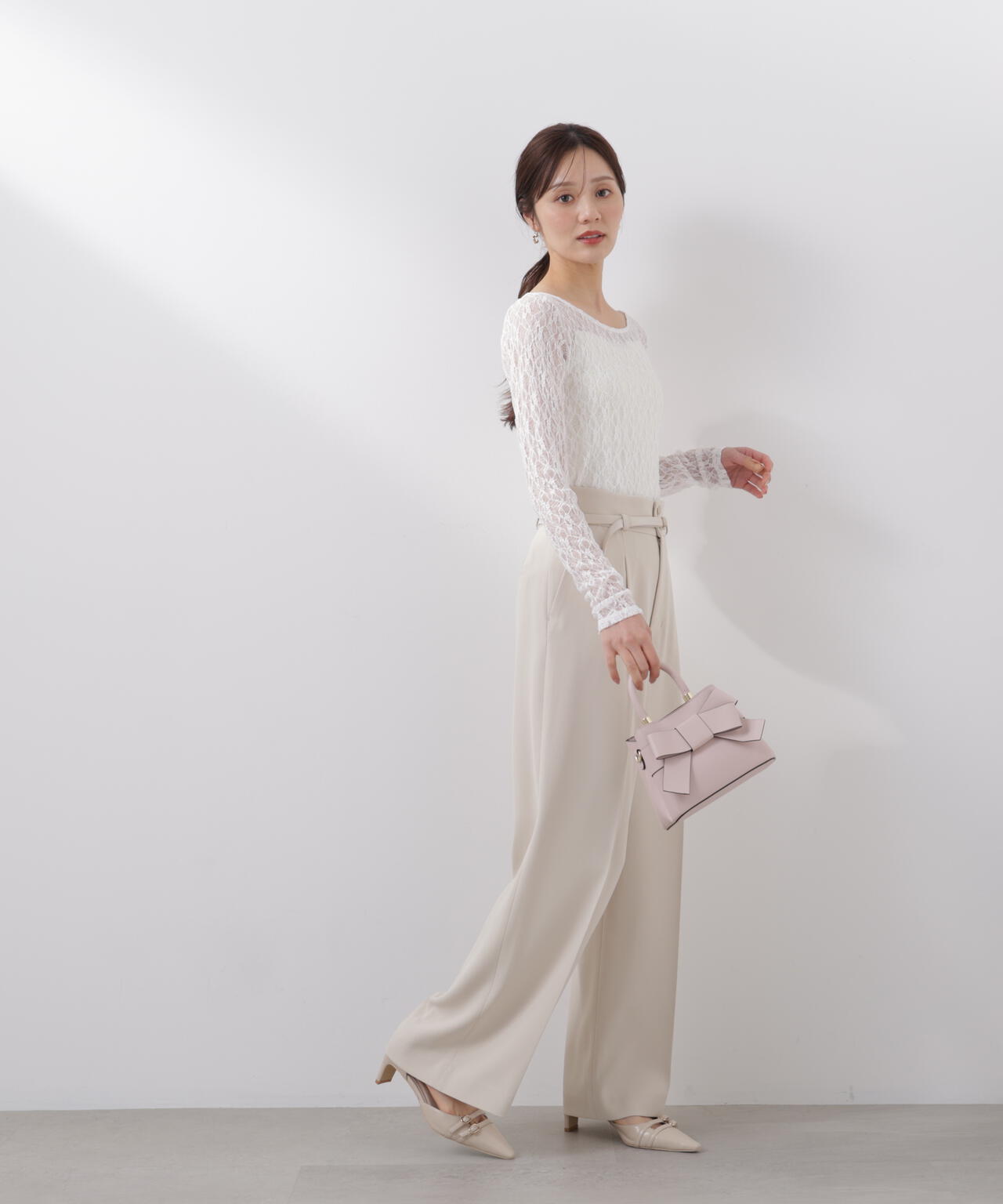 ベルト付きワイドパンツ