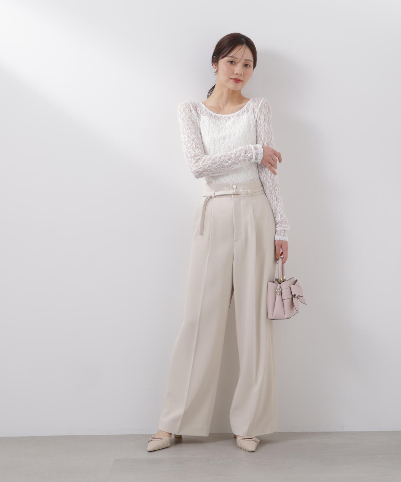 ベルト付きワイドパンツ