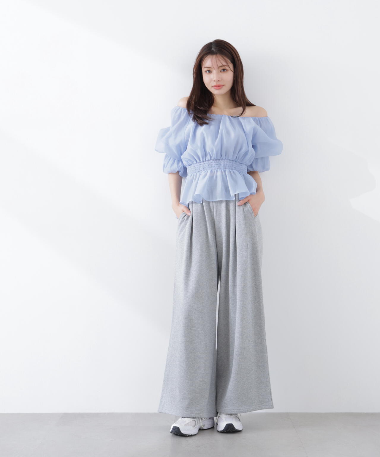 《EDIT COLOGNE》スウェットタックパンツ【WEB・一部店舗限定】