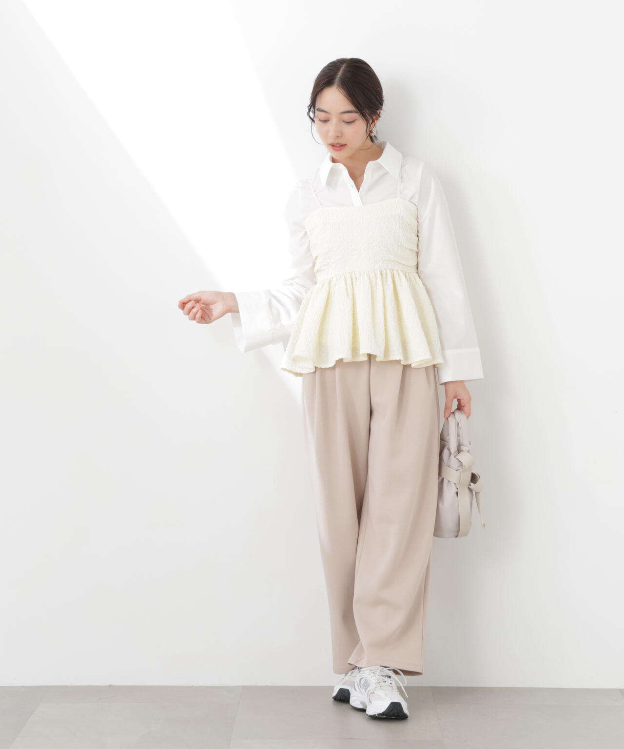 〈a/mie〉カットイージータックパンツ