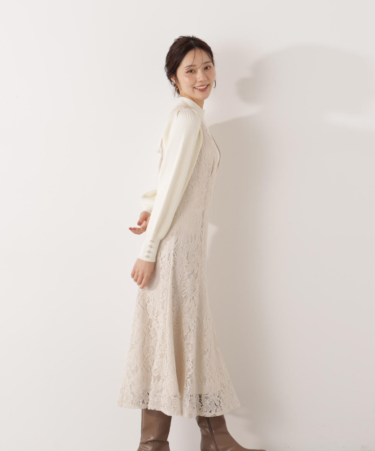 Vネックレースジャンスカ