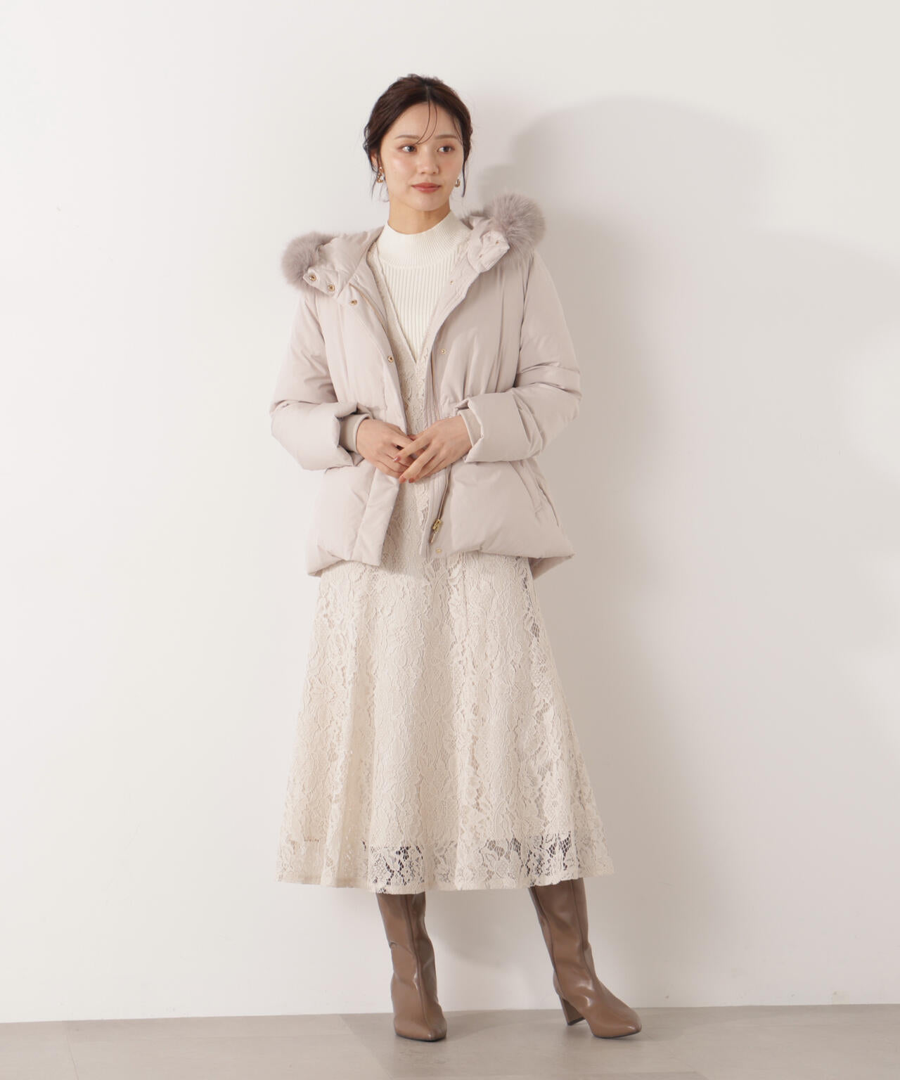 Vネックレースジャンスカ