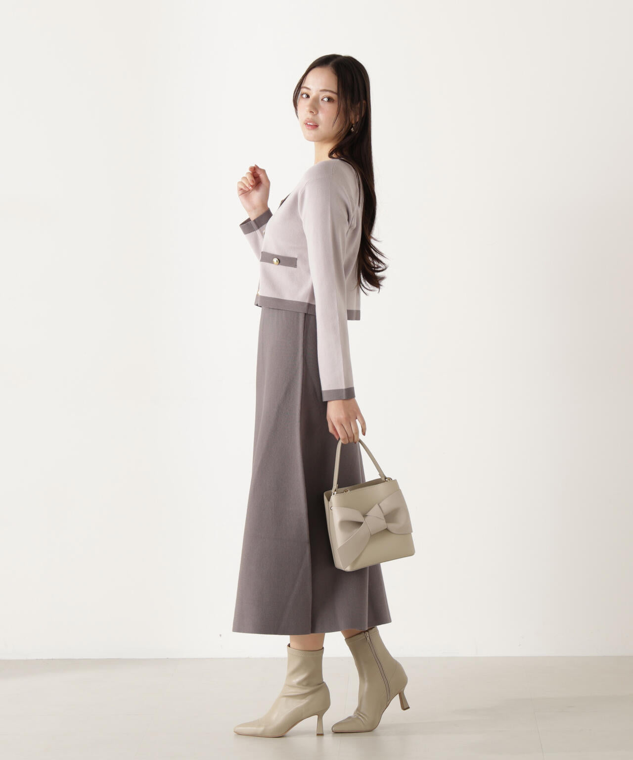 バイカラーカーデセットアップ