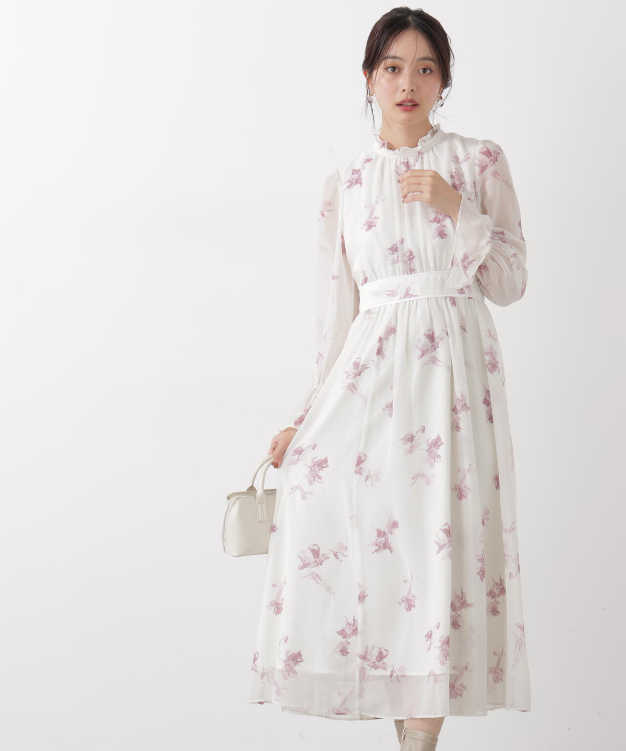 花柄プリントギャザーワンピース