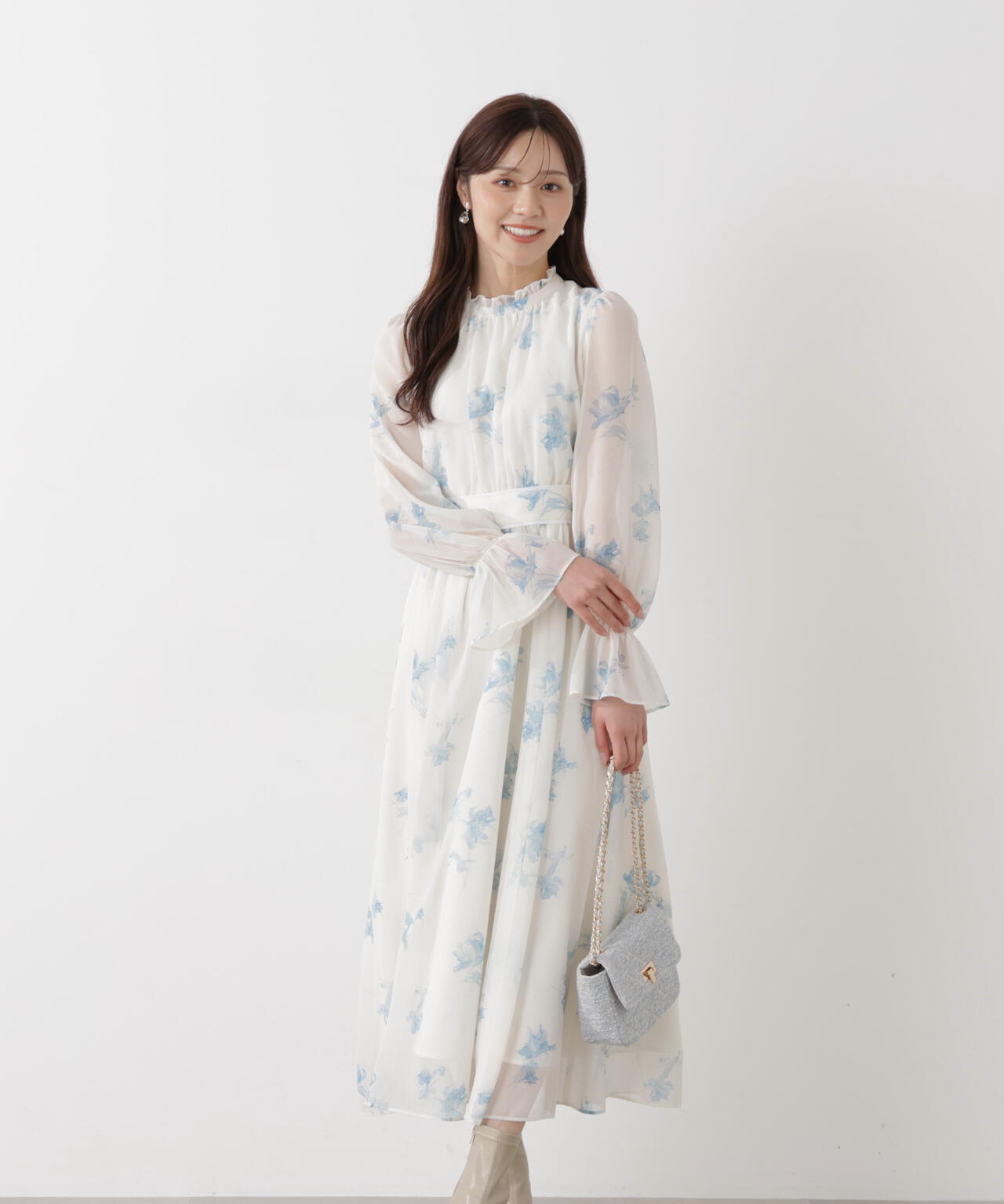 花柄プリントギャザーワンピース