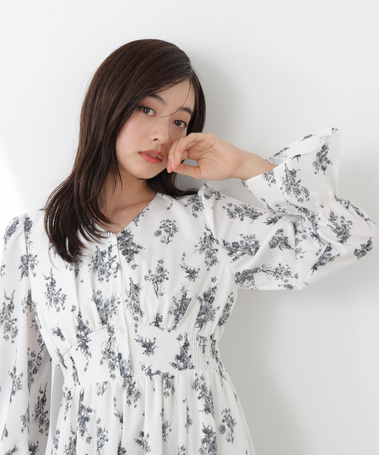 フラワープリントワンピース