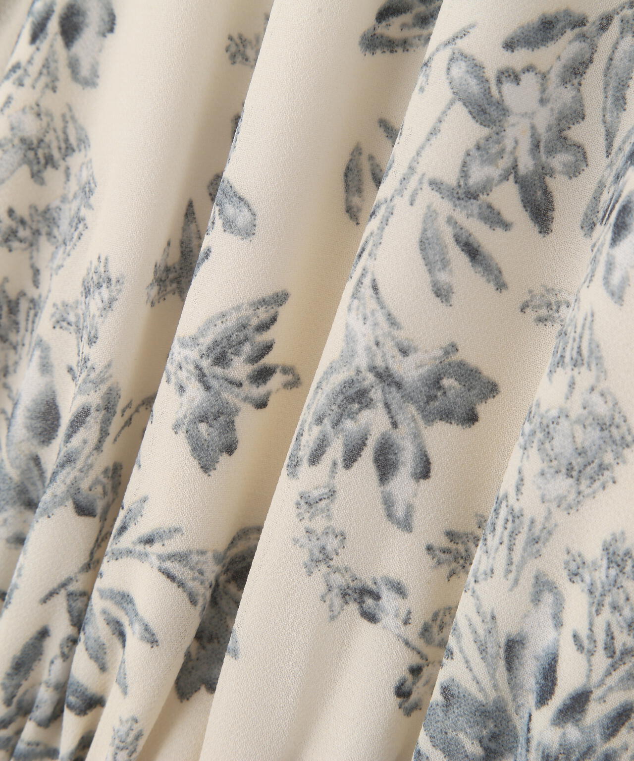 花柄プリーツワンピース【WEB・一部店舗限定】