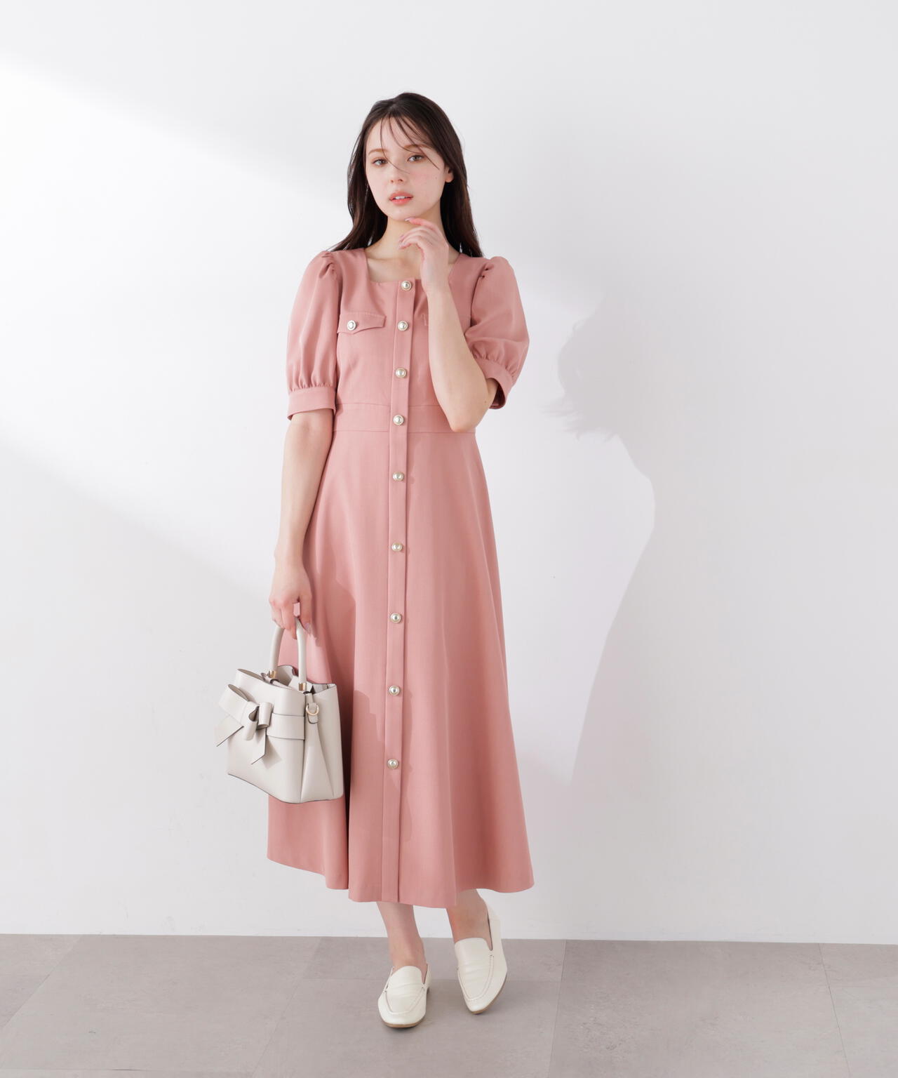 【6/5~6/7 オンライン限定2buy10%OFF対象】フロント釦ワンピース