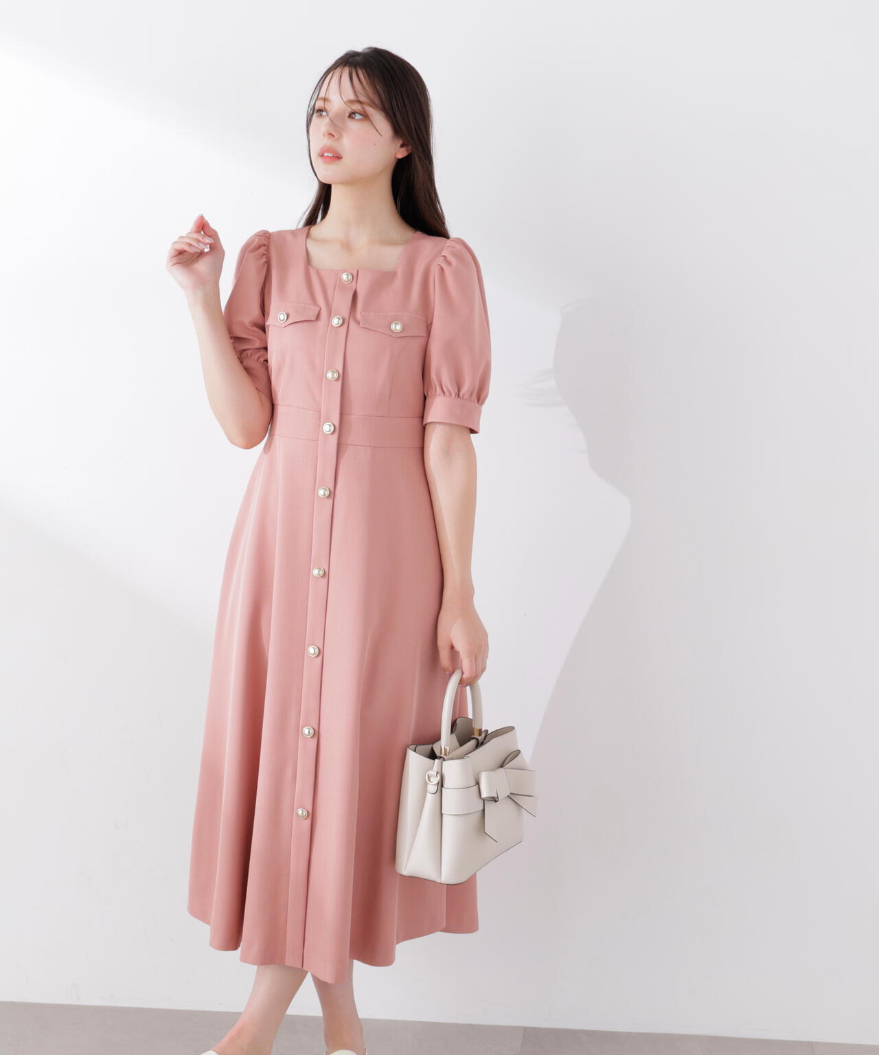 【6/5~6/7 オンライン限定2buy10%OFF対象】フロント釦ワンピース