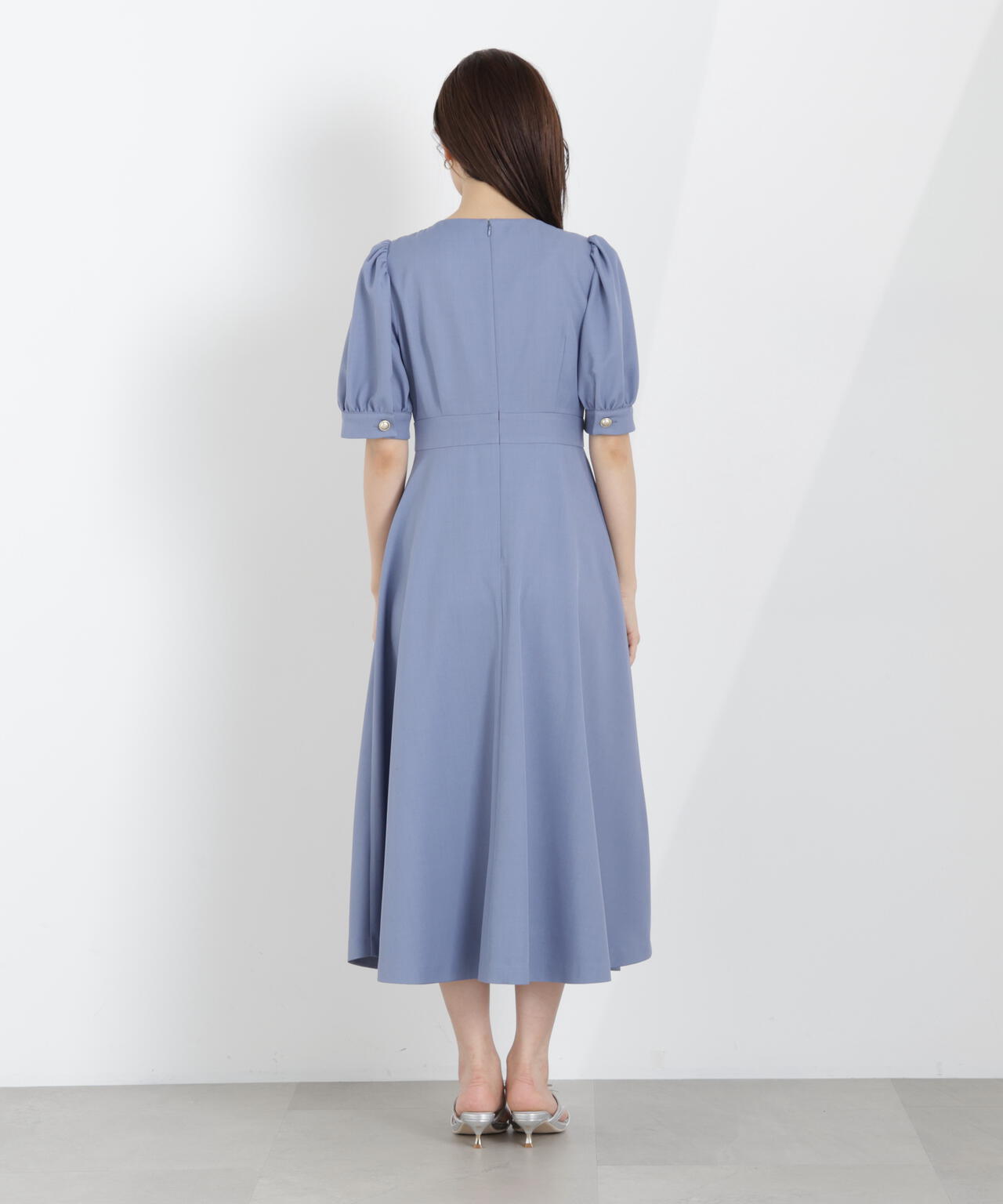 【6/5~6/7 オンライン限定2buy10%OFF対象】フロント釦ワンピース