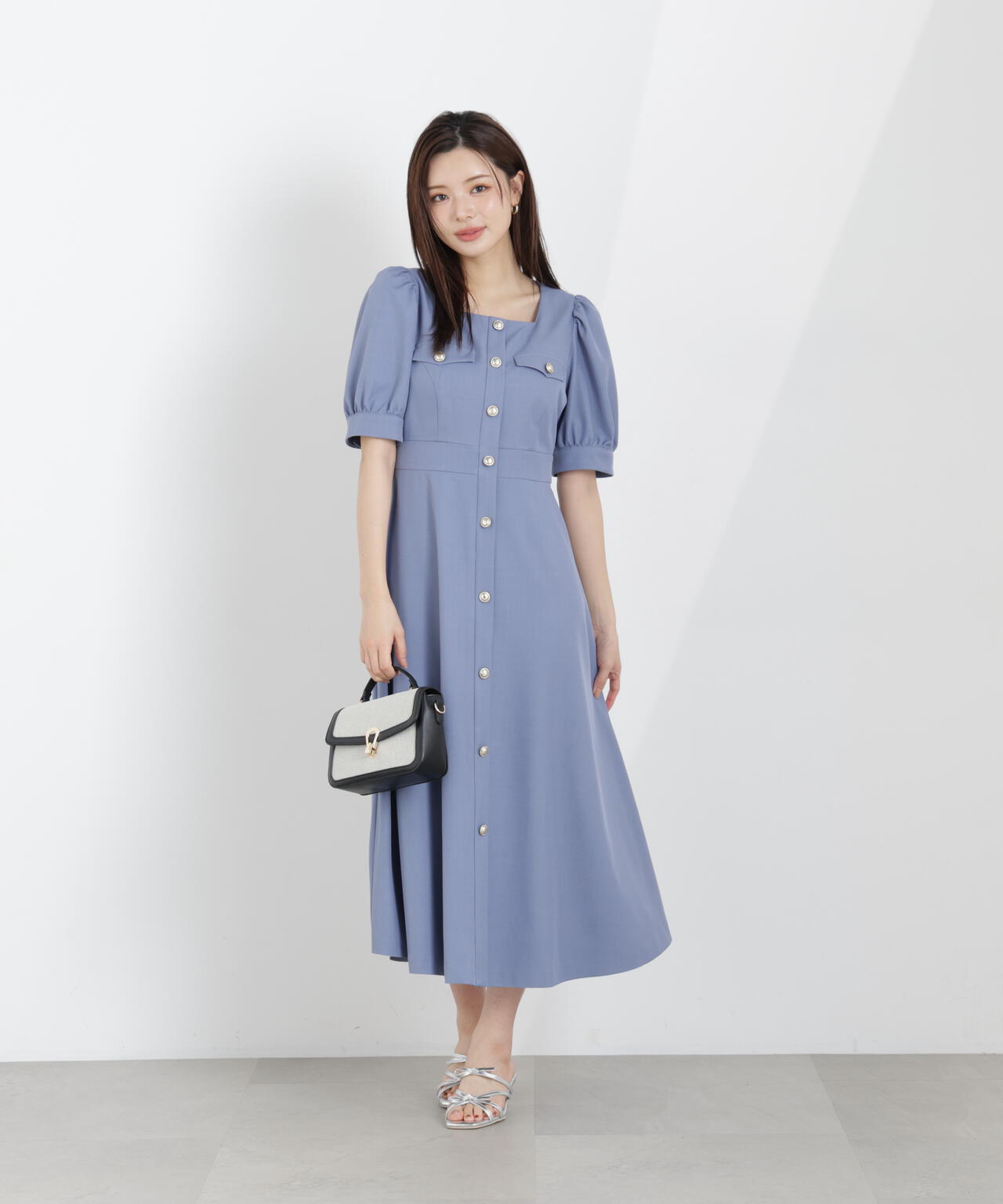 【6/5~6/7 オンライン限定2buy10%OFF対象】フロント釦ワンピース