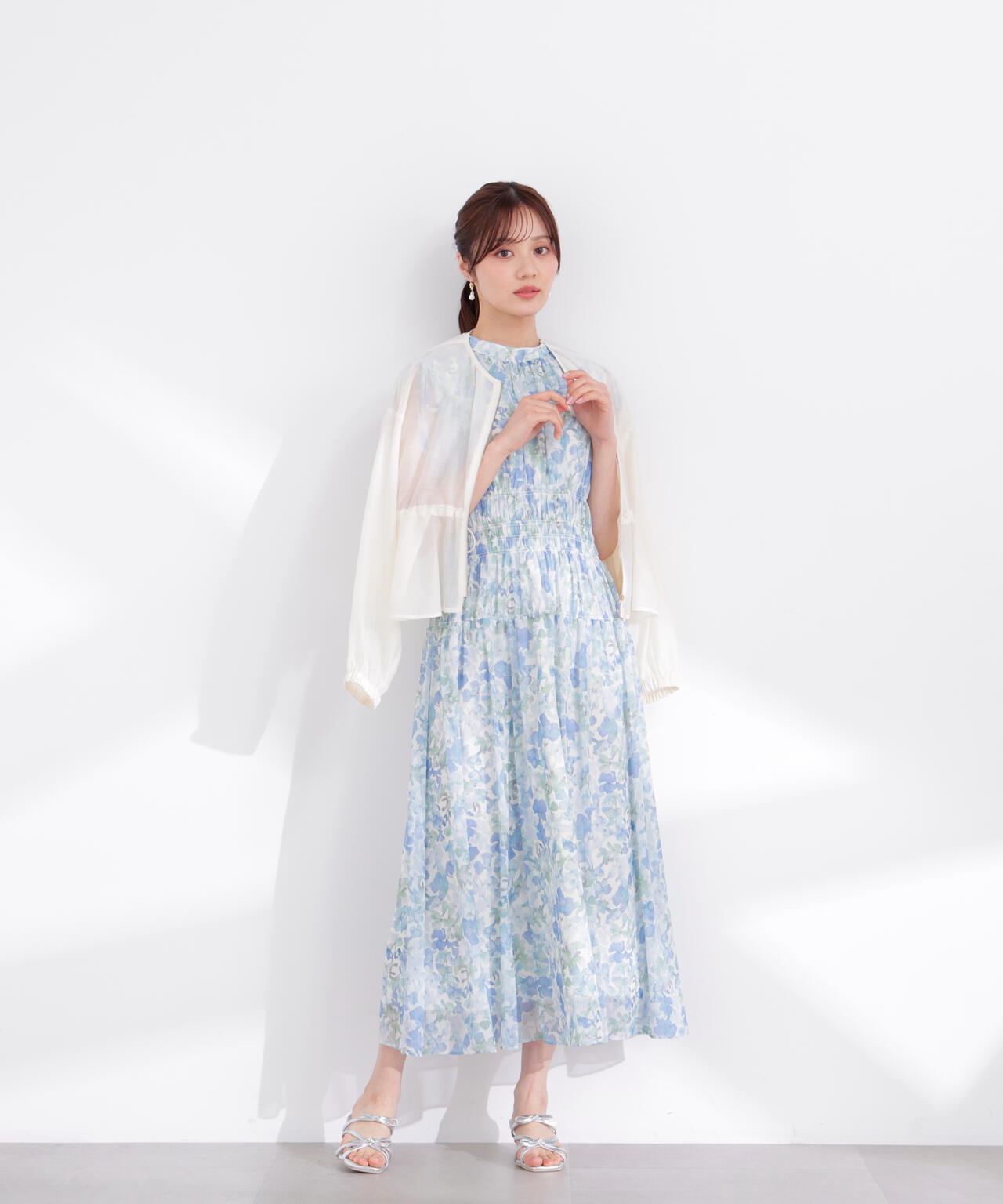 166cm B:78 W:56 H:83 S:24.5cm 着用サイズ:M