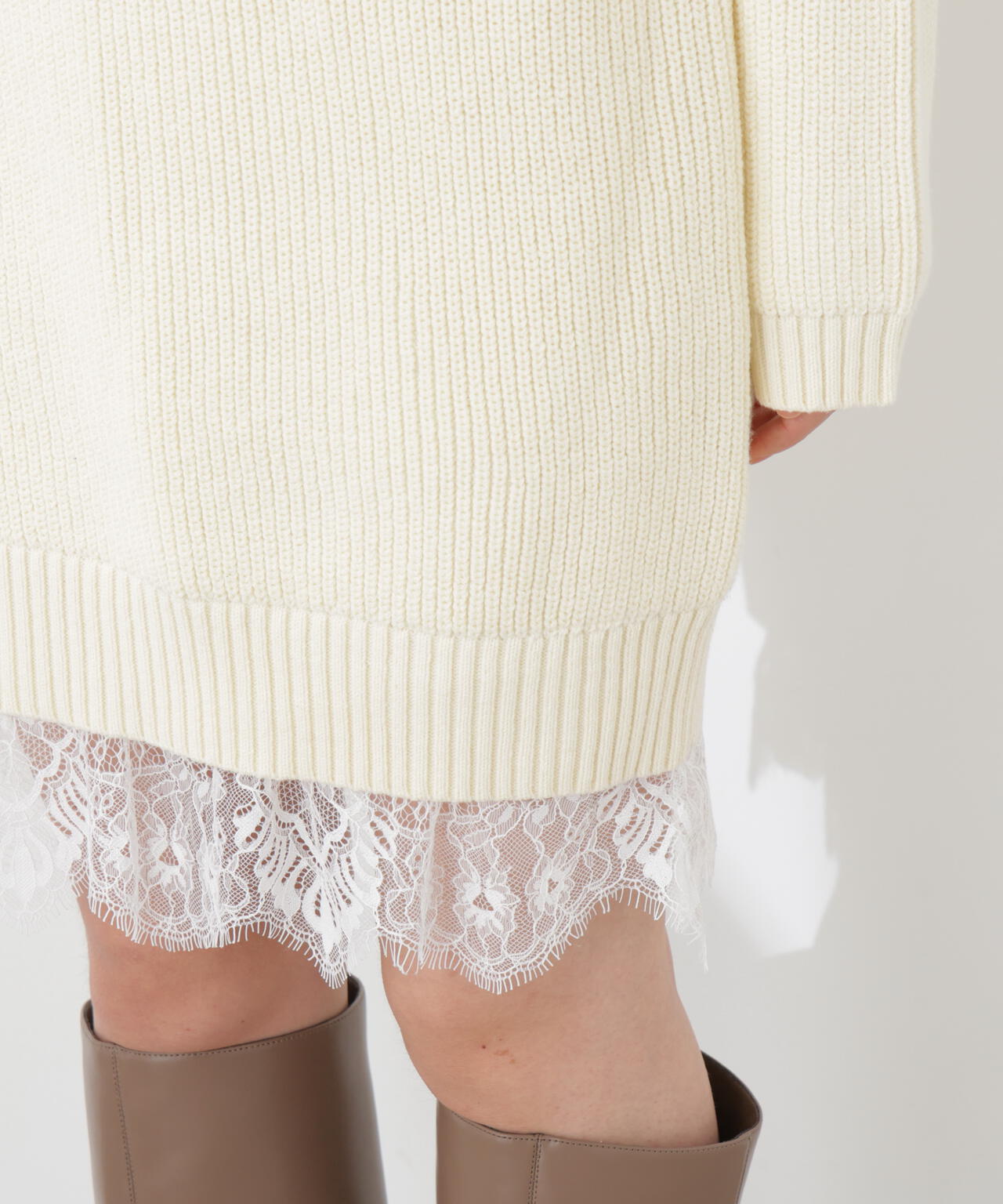 《EDIT COLOGNE》スプリングレースレイヤード風ニットワンピース