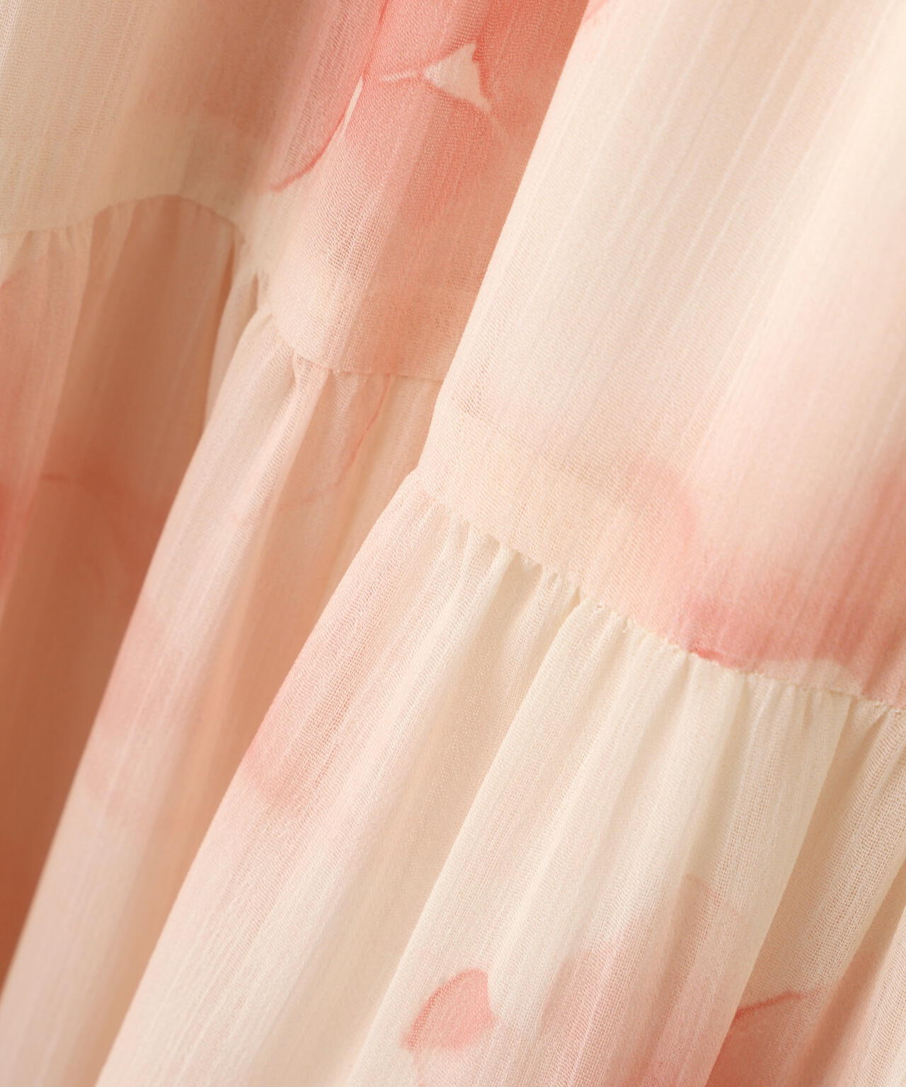 ニットドッキング花柄シャーリングワンピース【WEB・一部店舗限定】