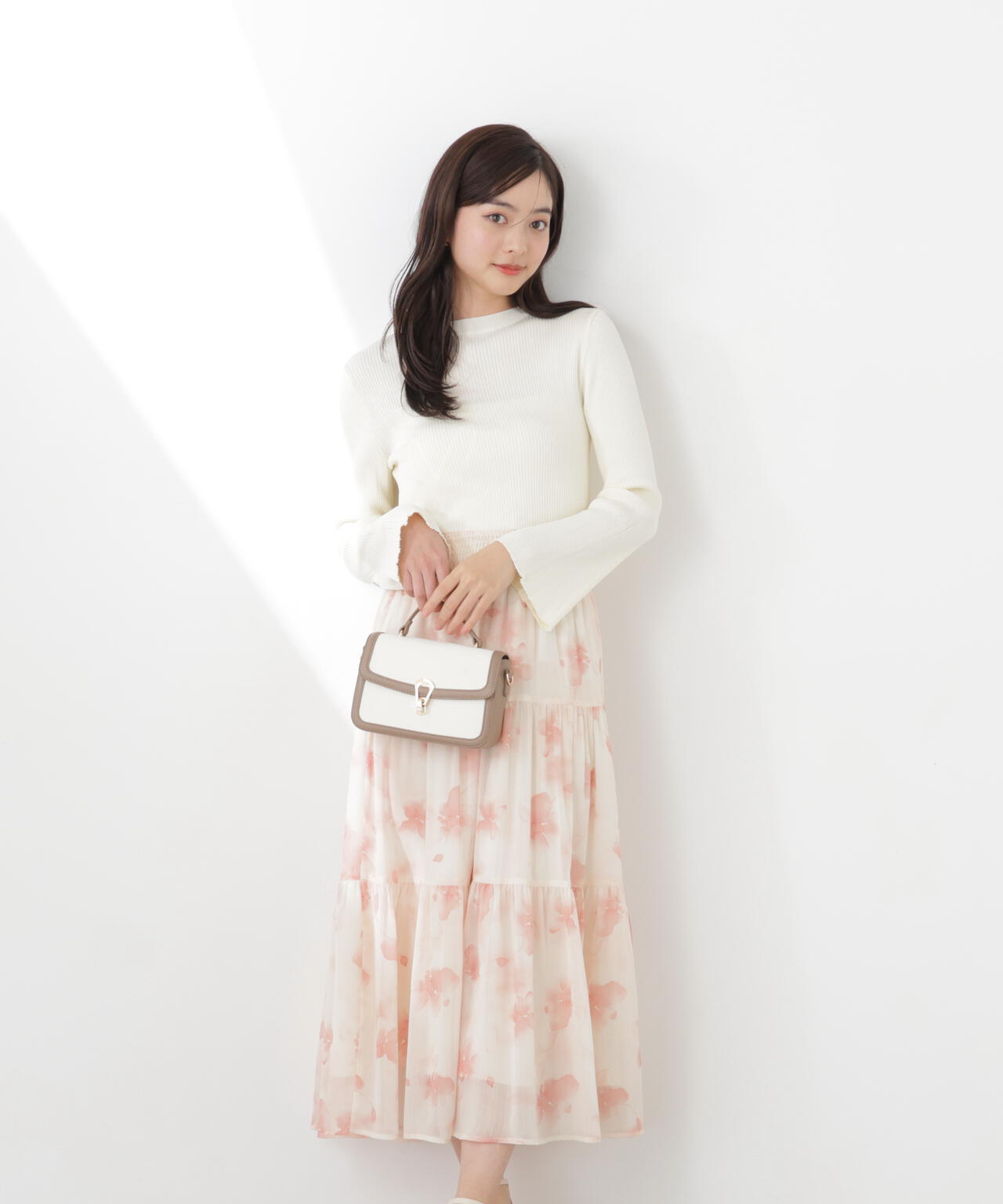 ニットドッキング花柄シャーリングワンピース