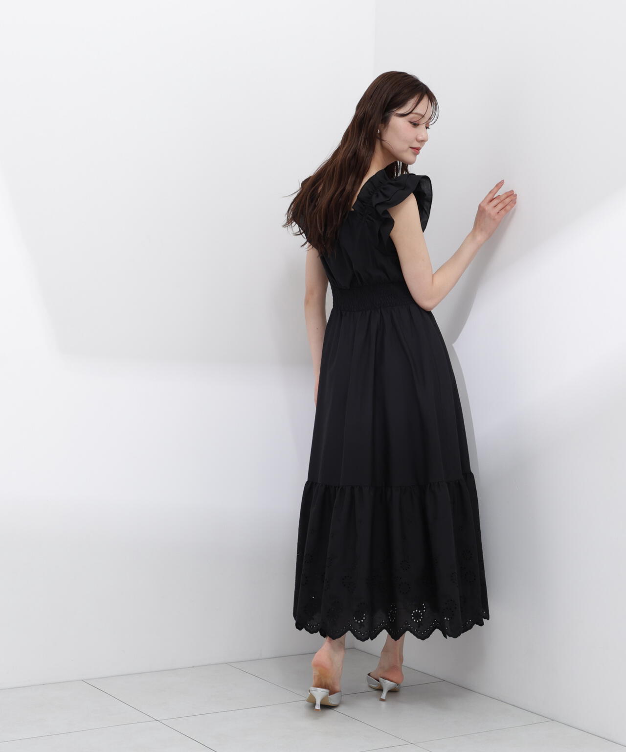 166cm B:78 W:56 H:83 S:24.5cm 着用サイズ:M