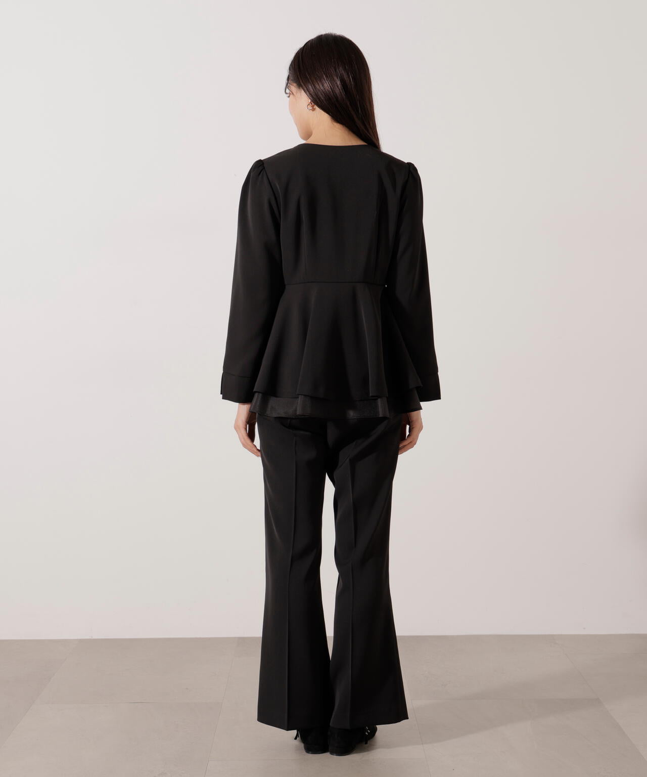 ペプラムジャケット