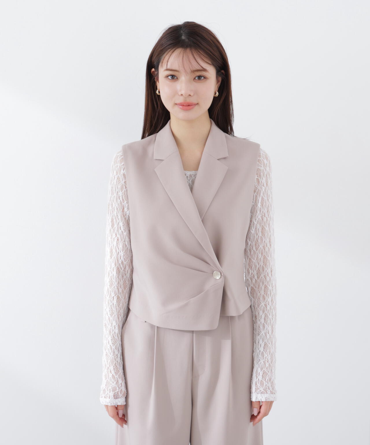 タックアシメジレ