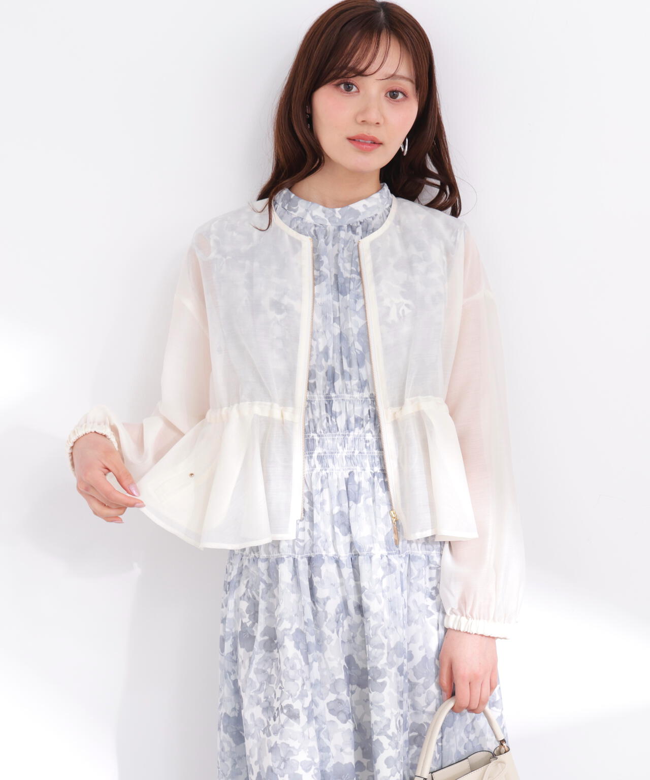 166cm B:78 W:56 H:83 S:24.5cm 着用サイズ:FR
