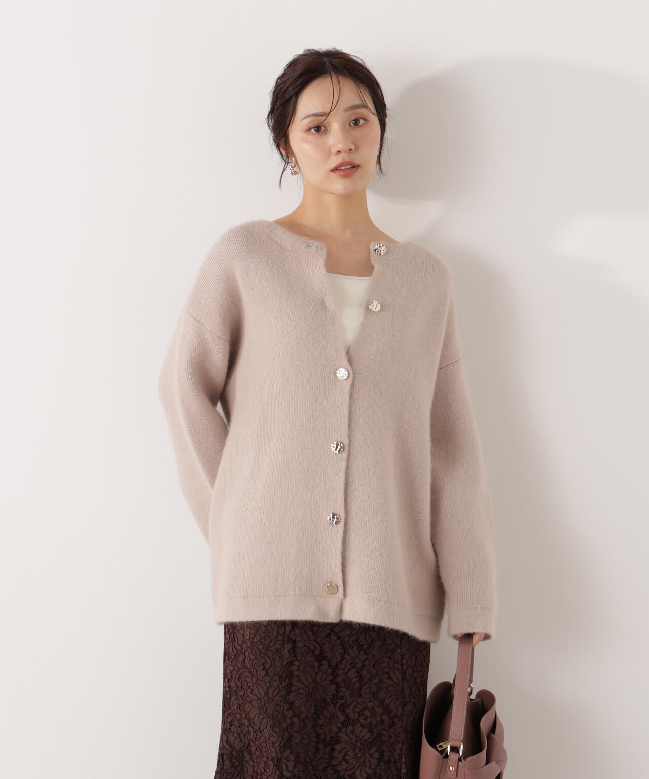 ちら見えガード安心カップ付キャミソール