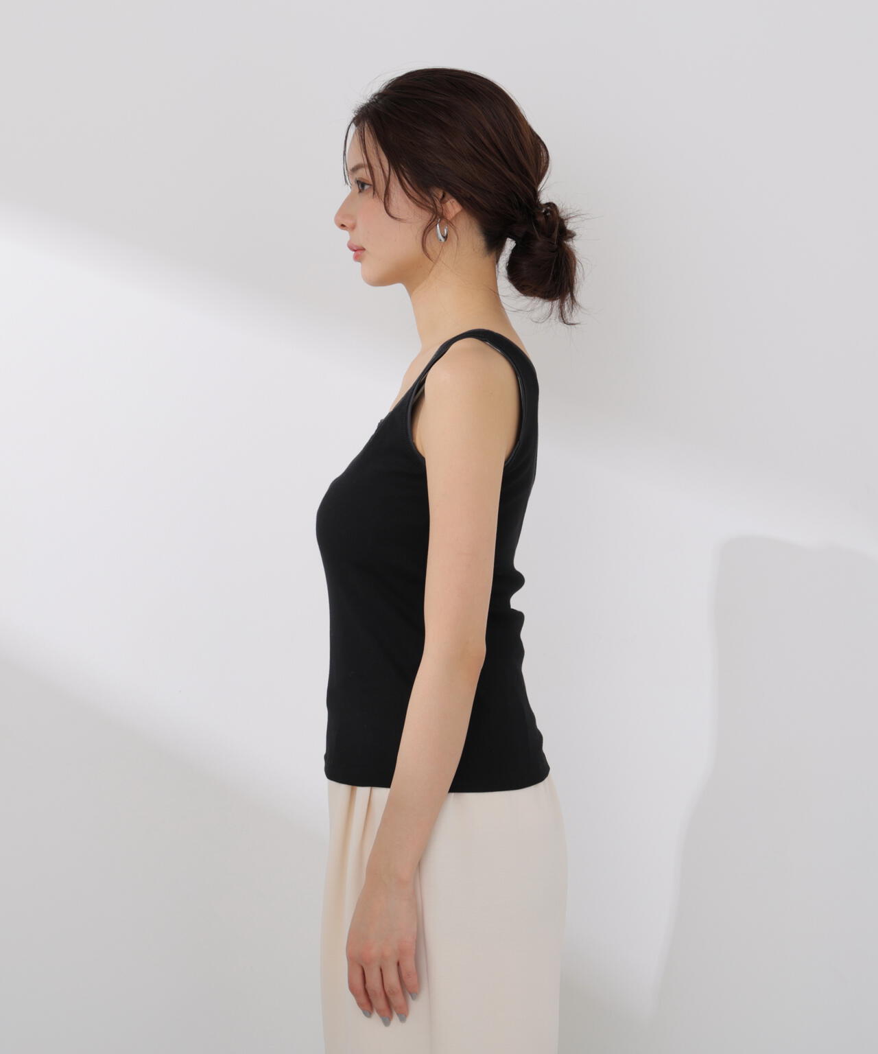 165cm 着用サイズ:FR