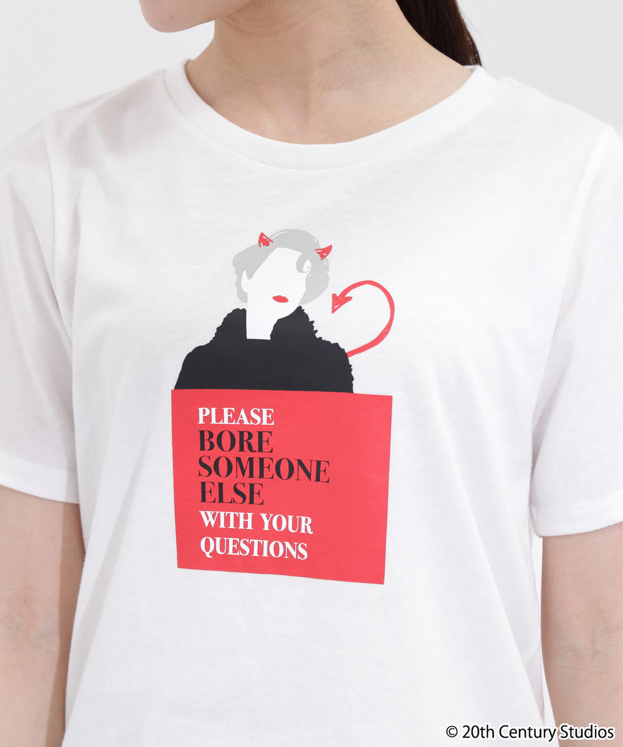 プラダを着た悪魔/フロントプリントTシャツ